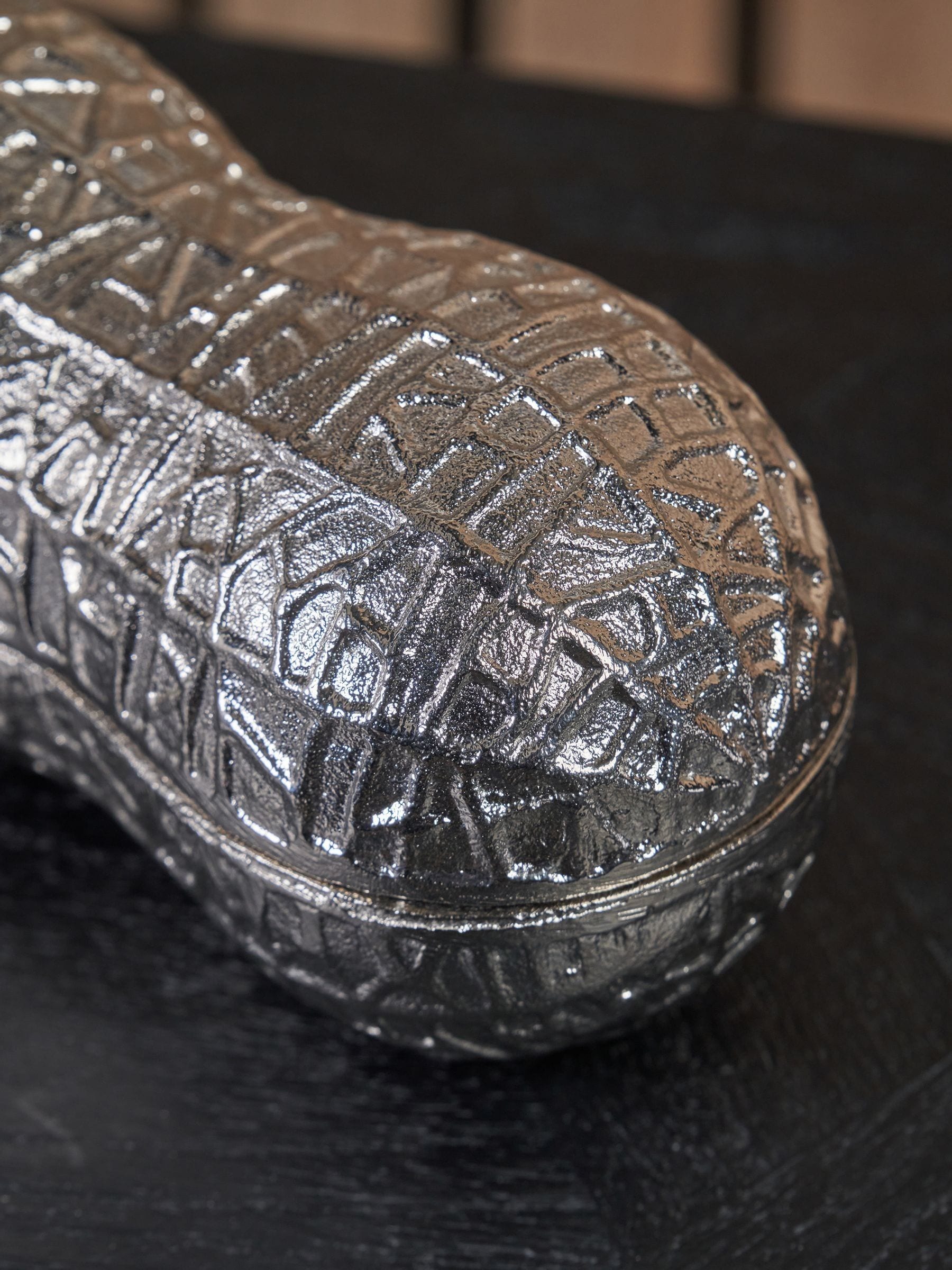 Pacific silver metal peanut trinket box 22cm, UK version