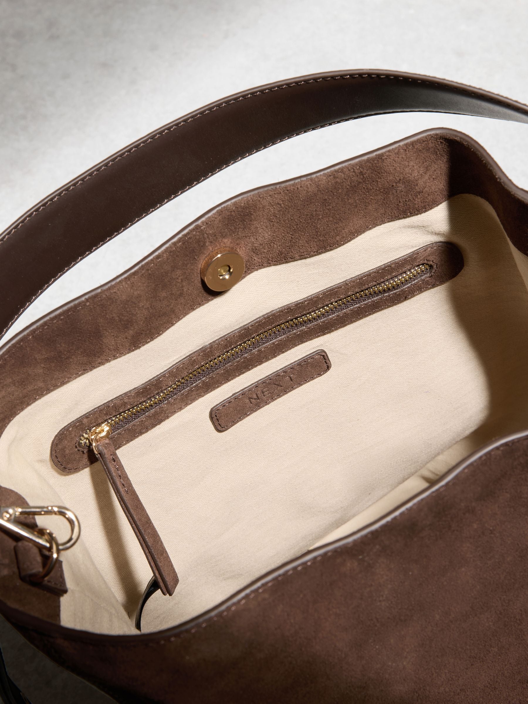 N.Premium chocolate brown suede bucket bag - British product