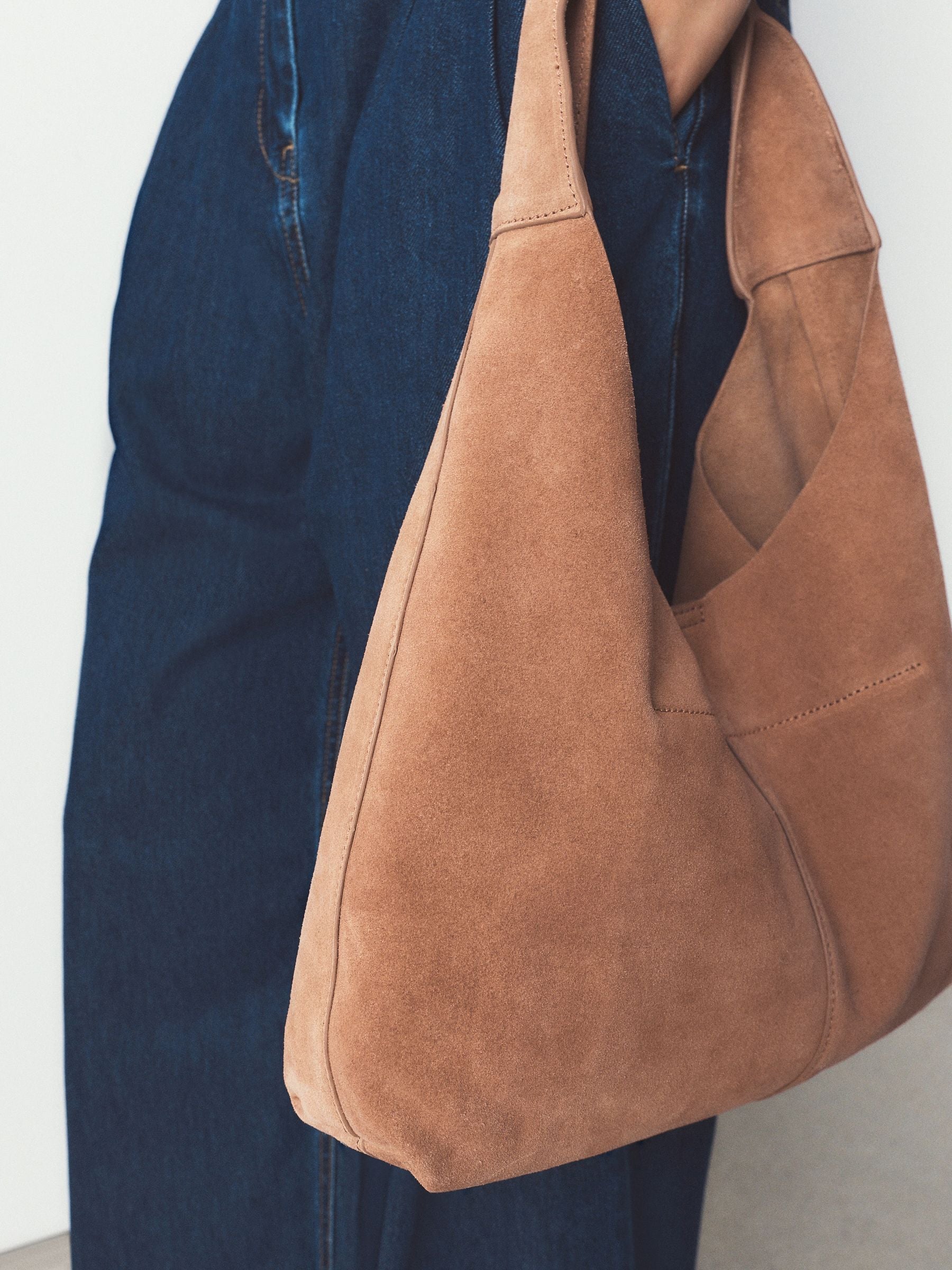 Light pink suede slouchy bag, 100% leather - British product