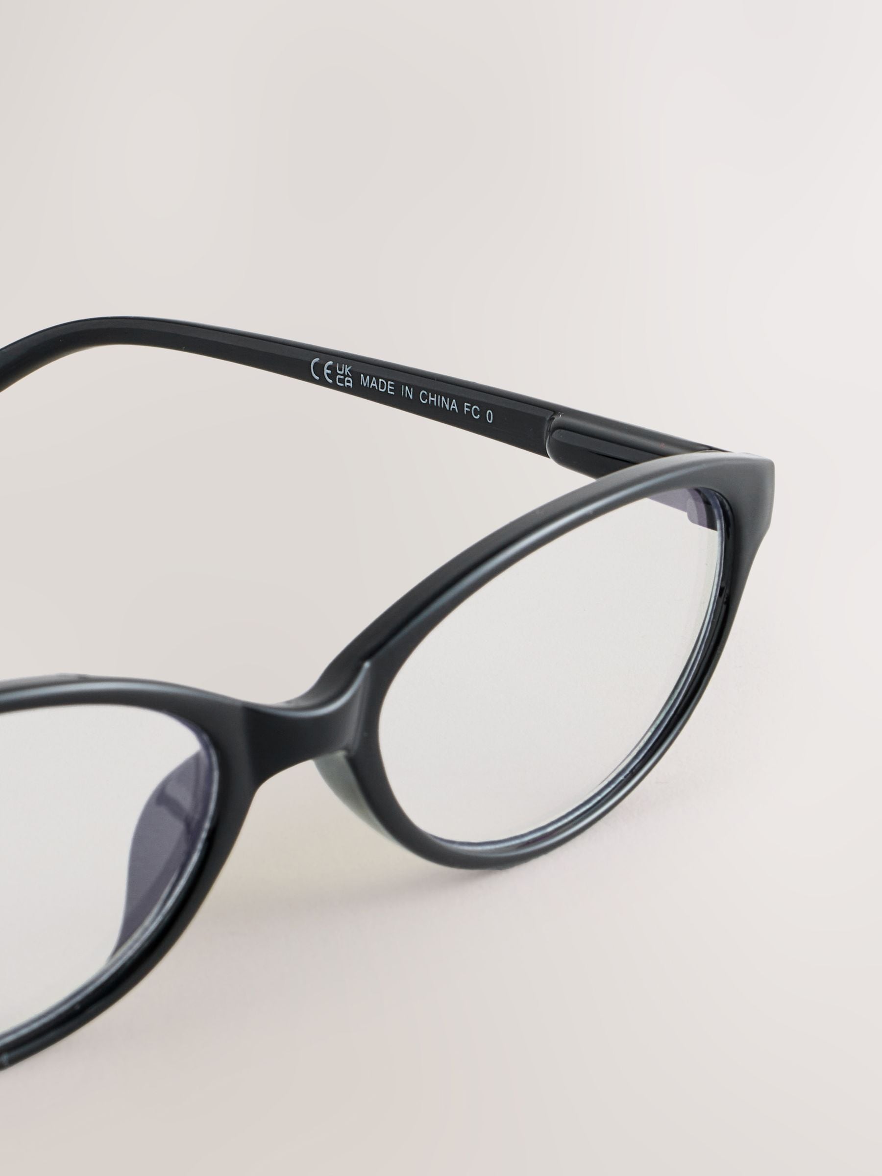 Blue light blocking glasses black slim oval, imported from the UK