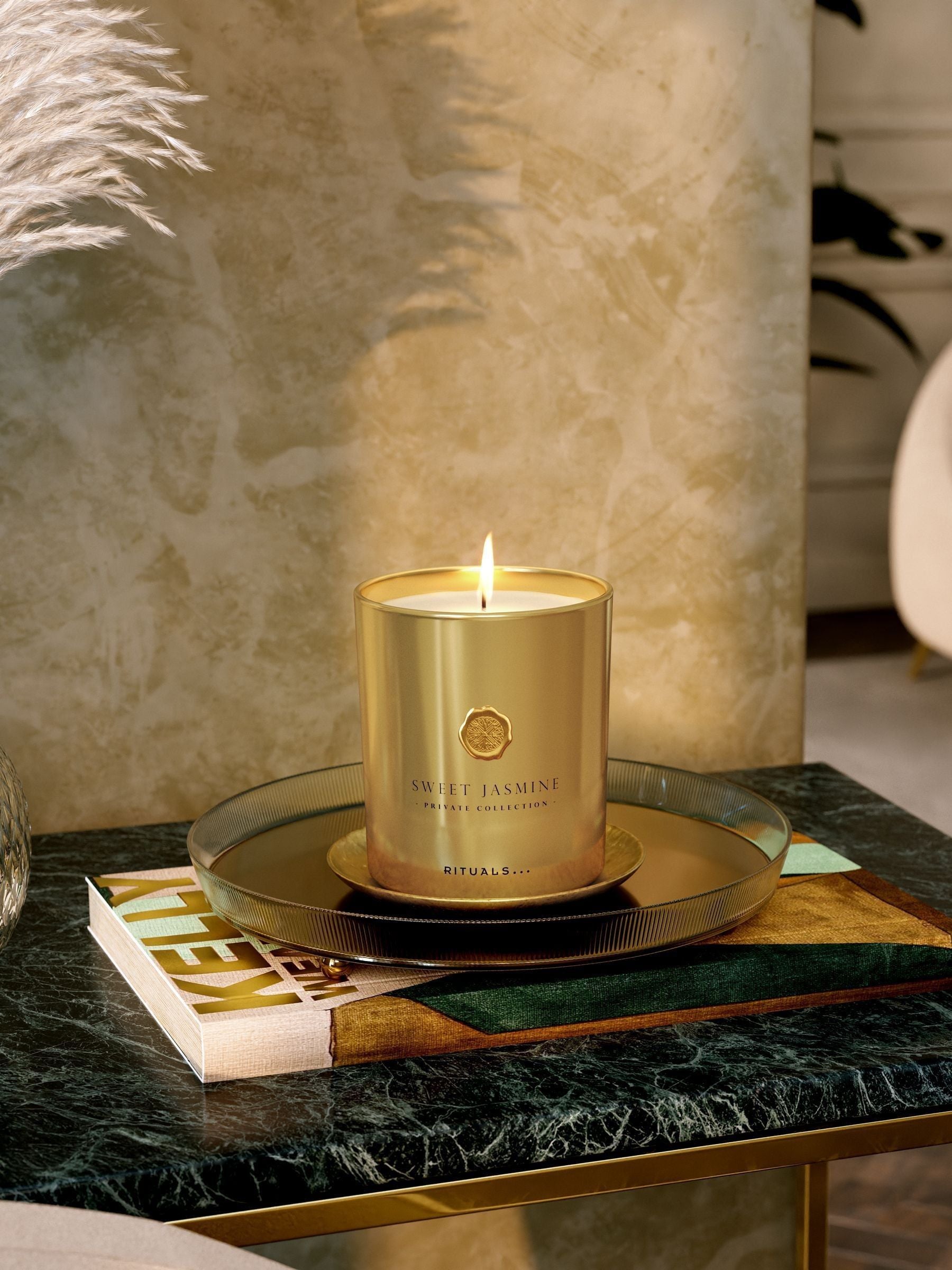 Rituals Sweet Jasmine scented candle 360g - British product
