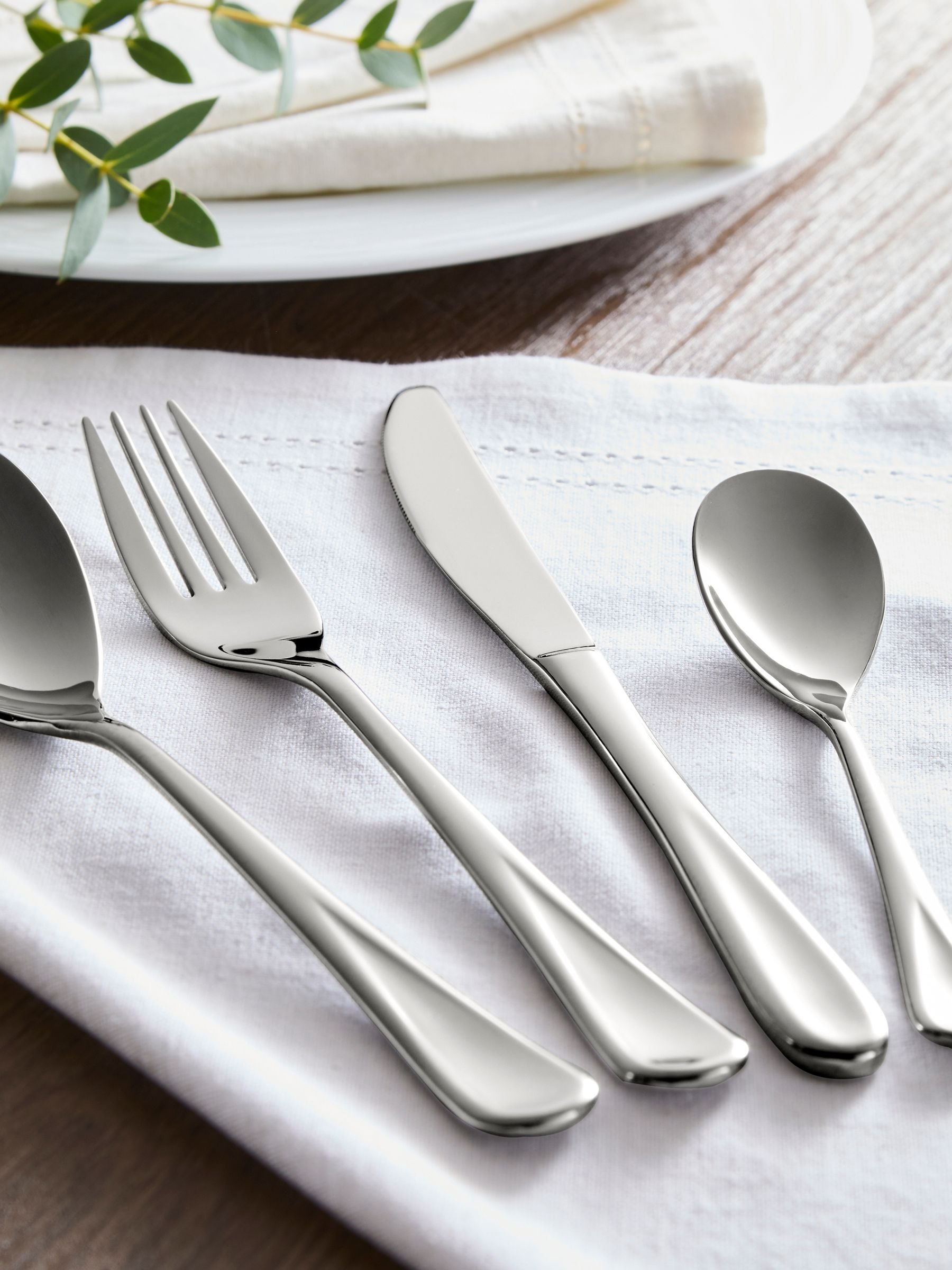 Malvern stainless steel cutlery set silver 16 piece, imported from the UK