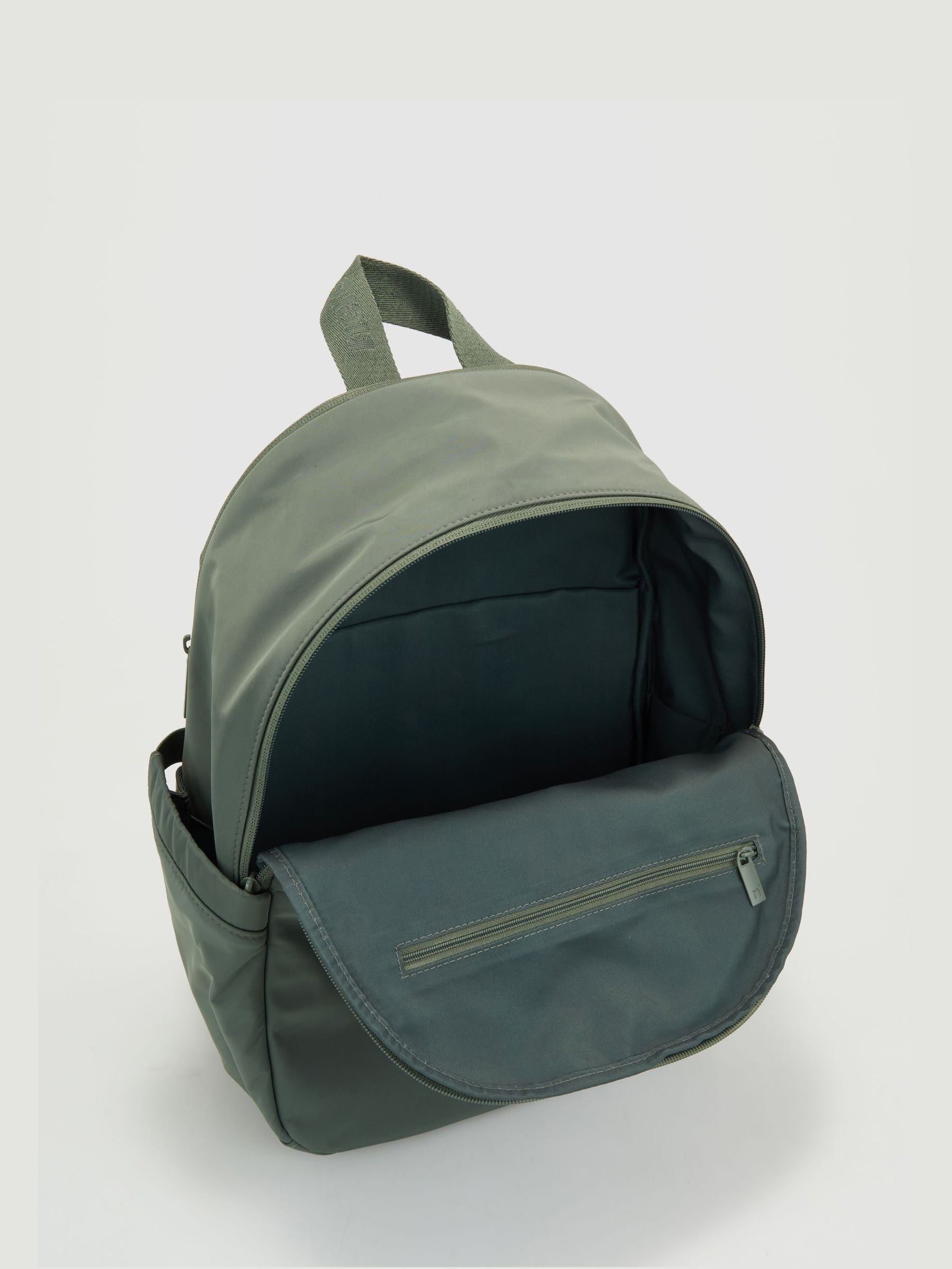 Nere Green Seeker Backpack in black (British brand)