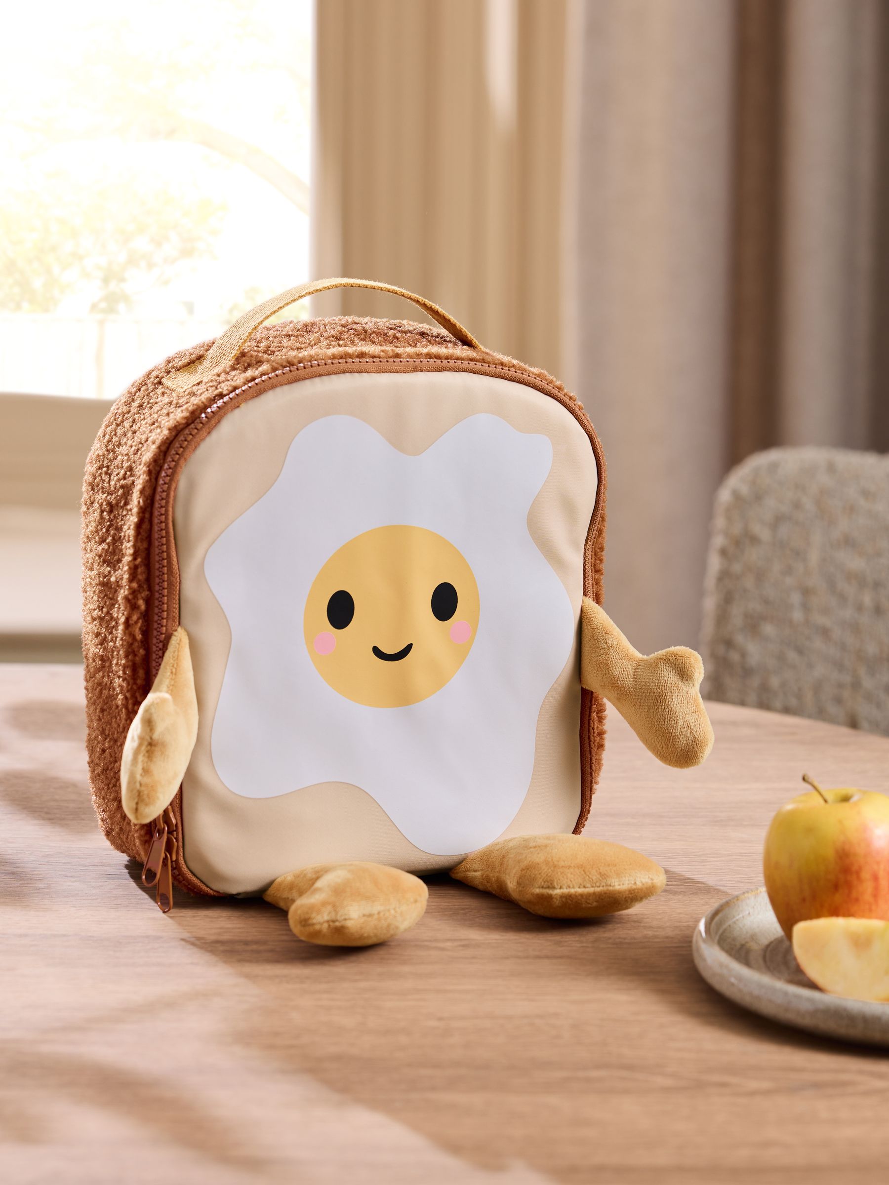 Eggs On Toast character lunch bag with thermal insulation, British product