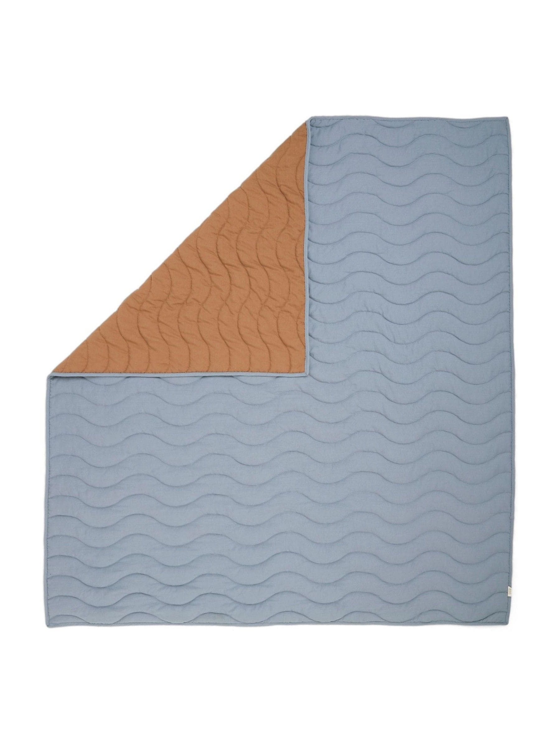Mamas & Papas blue wildflower 3 tog cot quilt, imported from the UK
