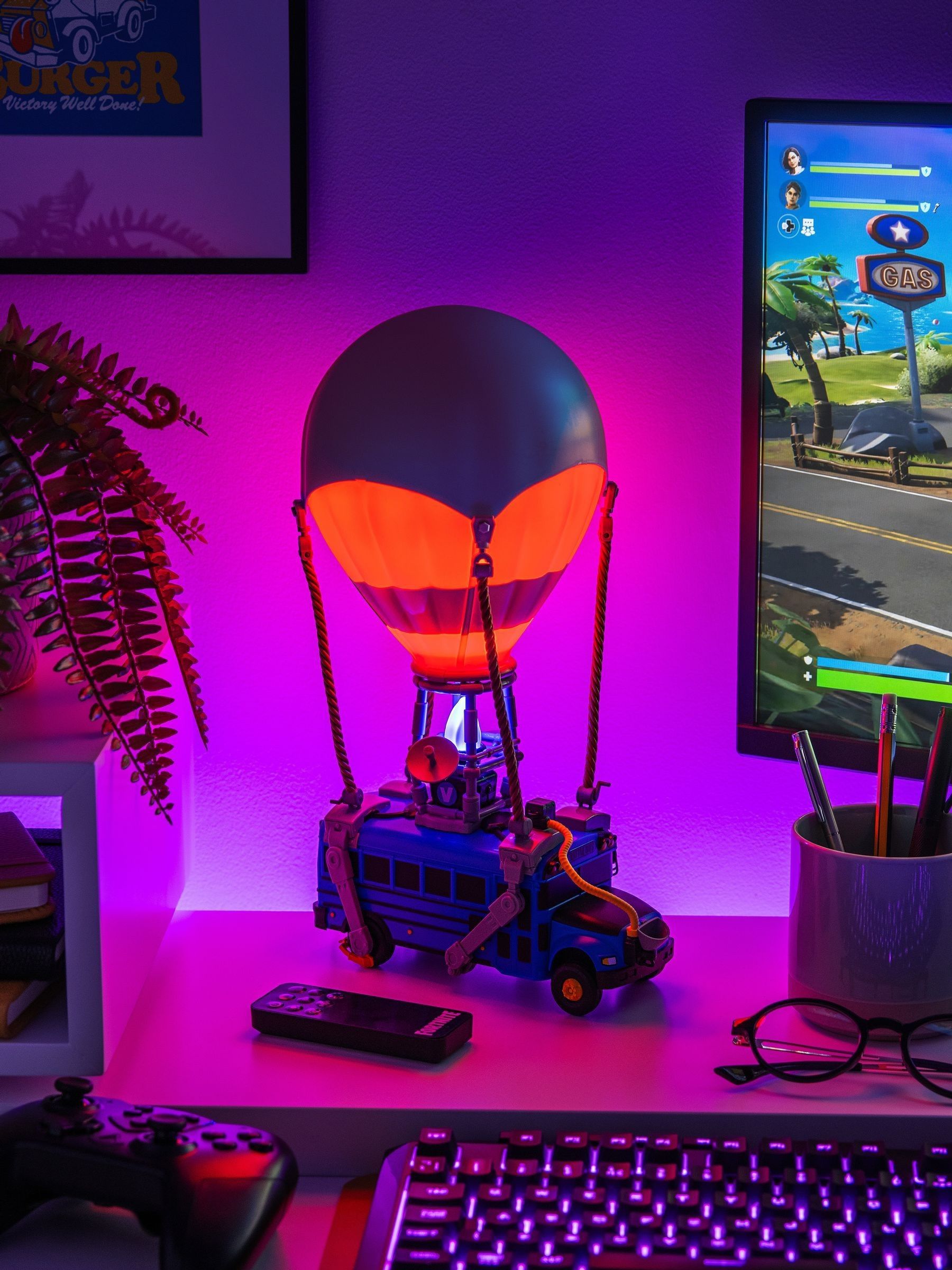 Fortnite Blue Battle Bus Diorama Light 32cm, imported from the UK
