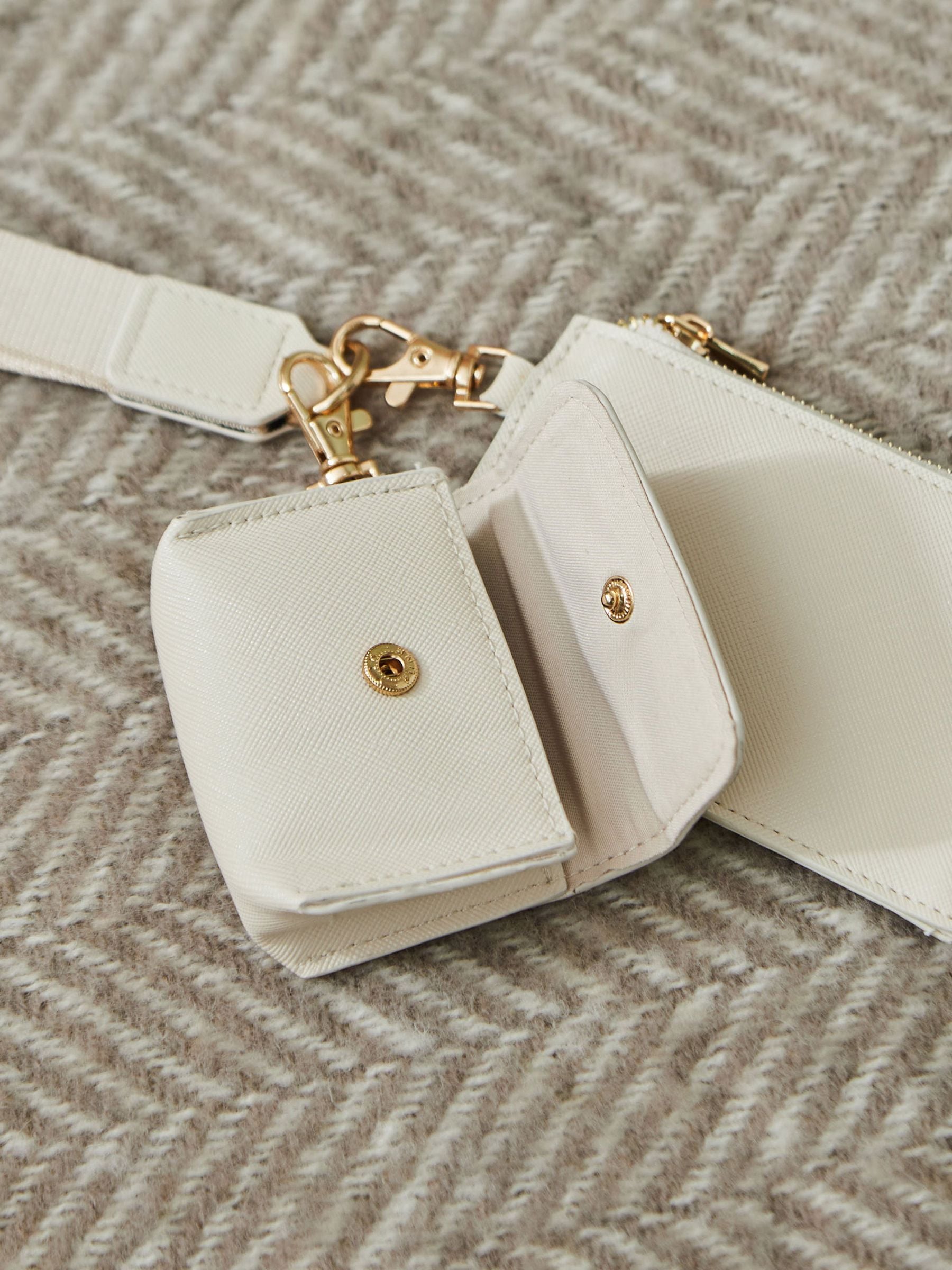 Made Yours personalised dog walking accessory pouch (British brand)