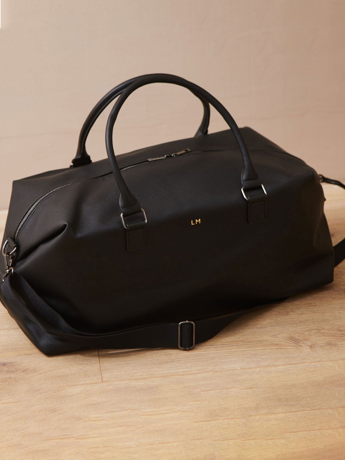 Made Yours black weekend holdall bag - British product