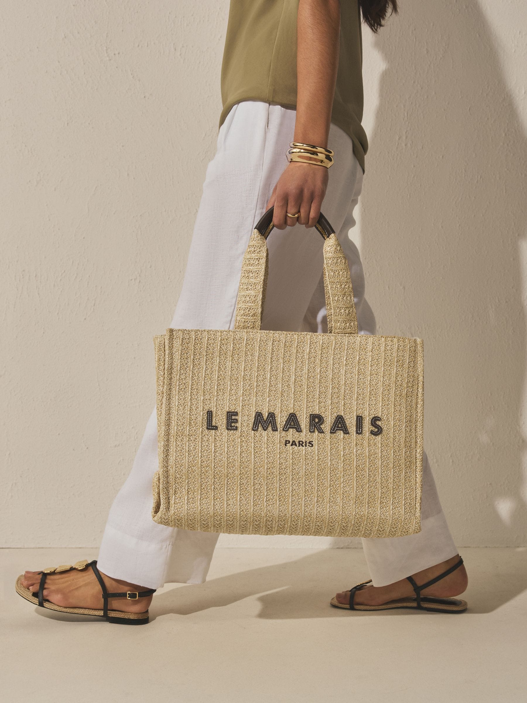 Canvas shoulder bag with raffia effect and Parisian embroidery (British brand)