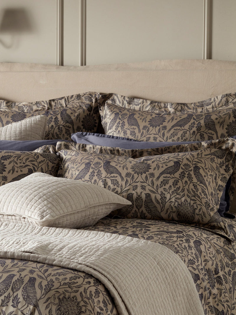 Secret Linen Store Birdie jacquard pillowcase French blue (British brand)