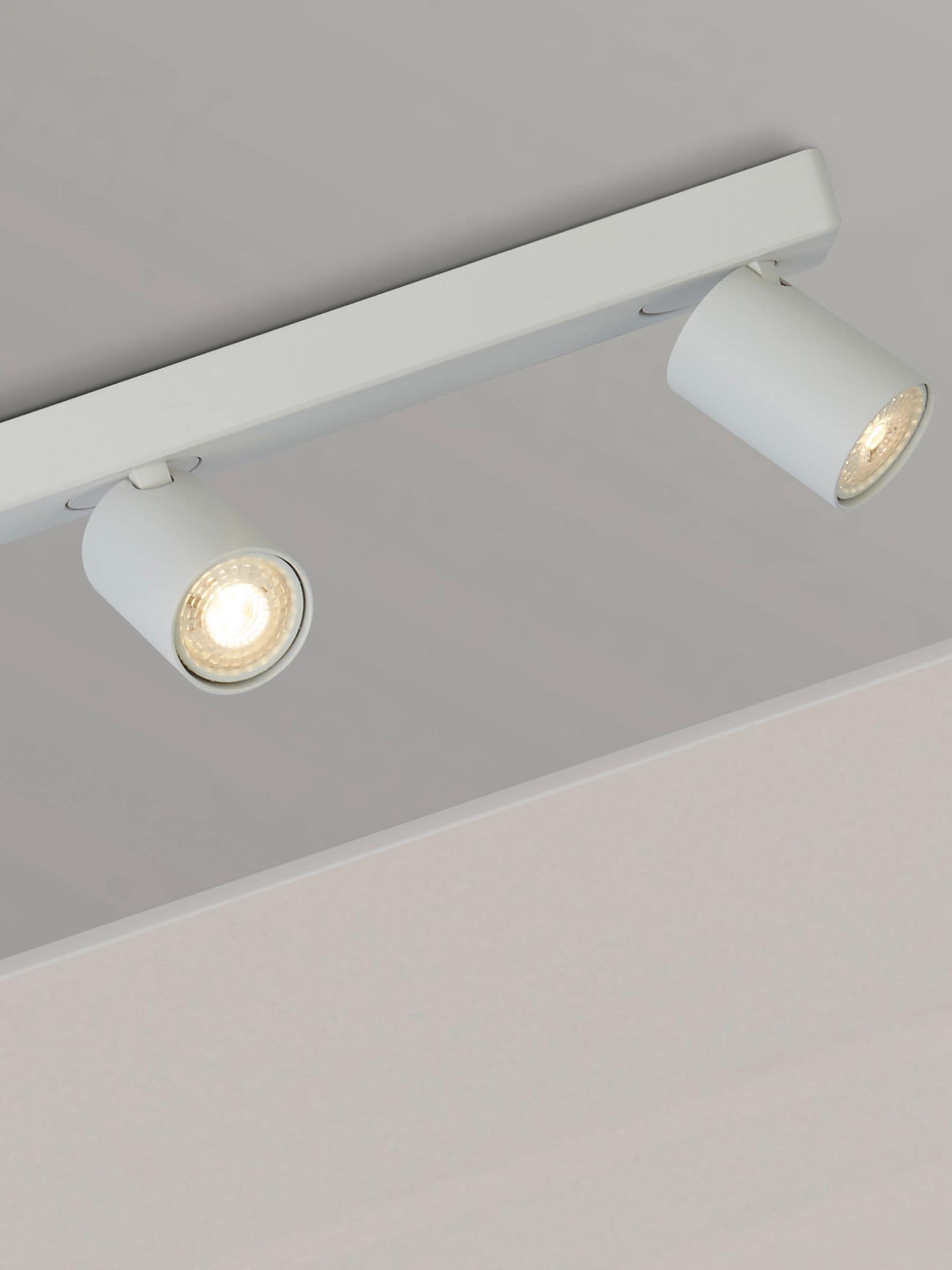 Searchlight sand white 4-light ceiling bar, imported from the UK