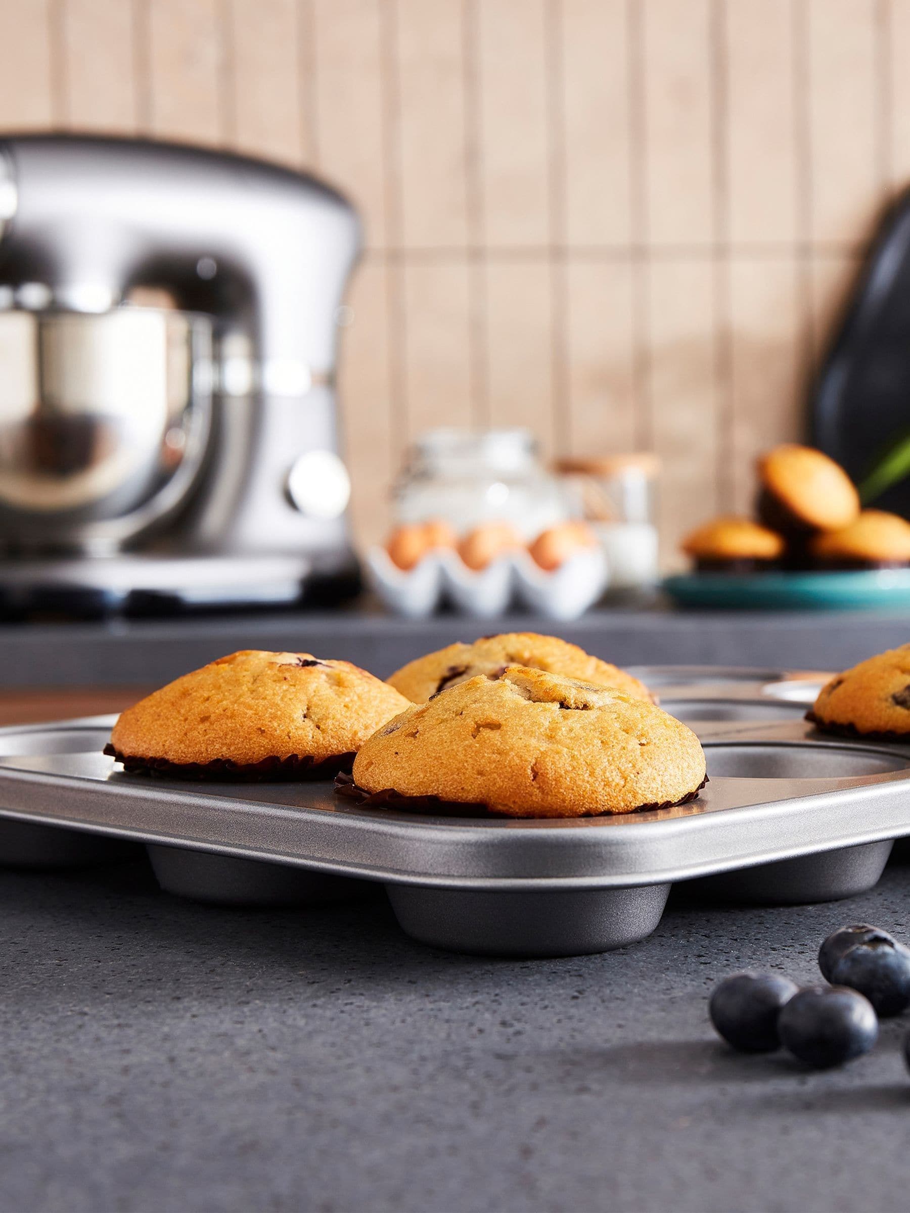 Morphy Richards baking tin set with muffin, cake, and loaf tins - British product