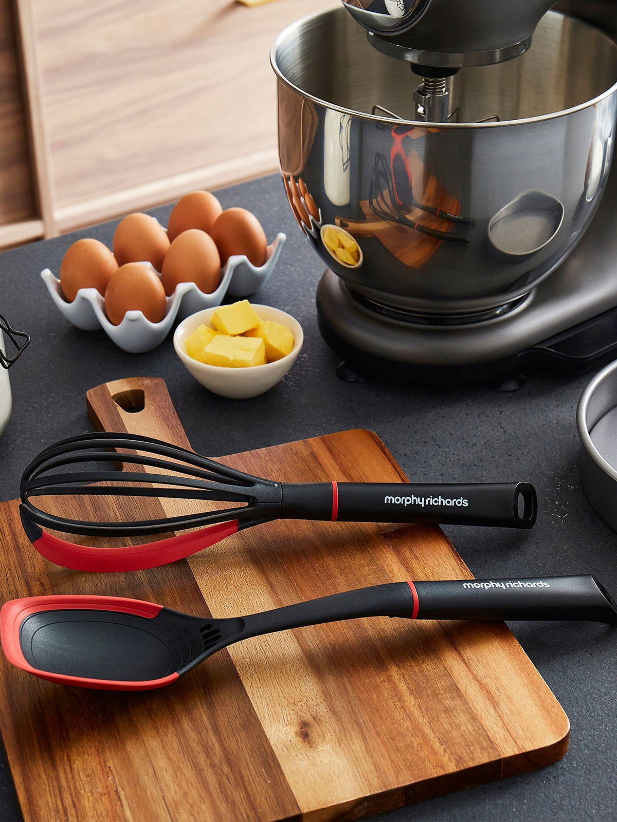 Morphy Richards whisk spoon set black red, imported from the UK
