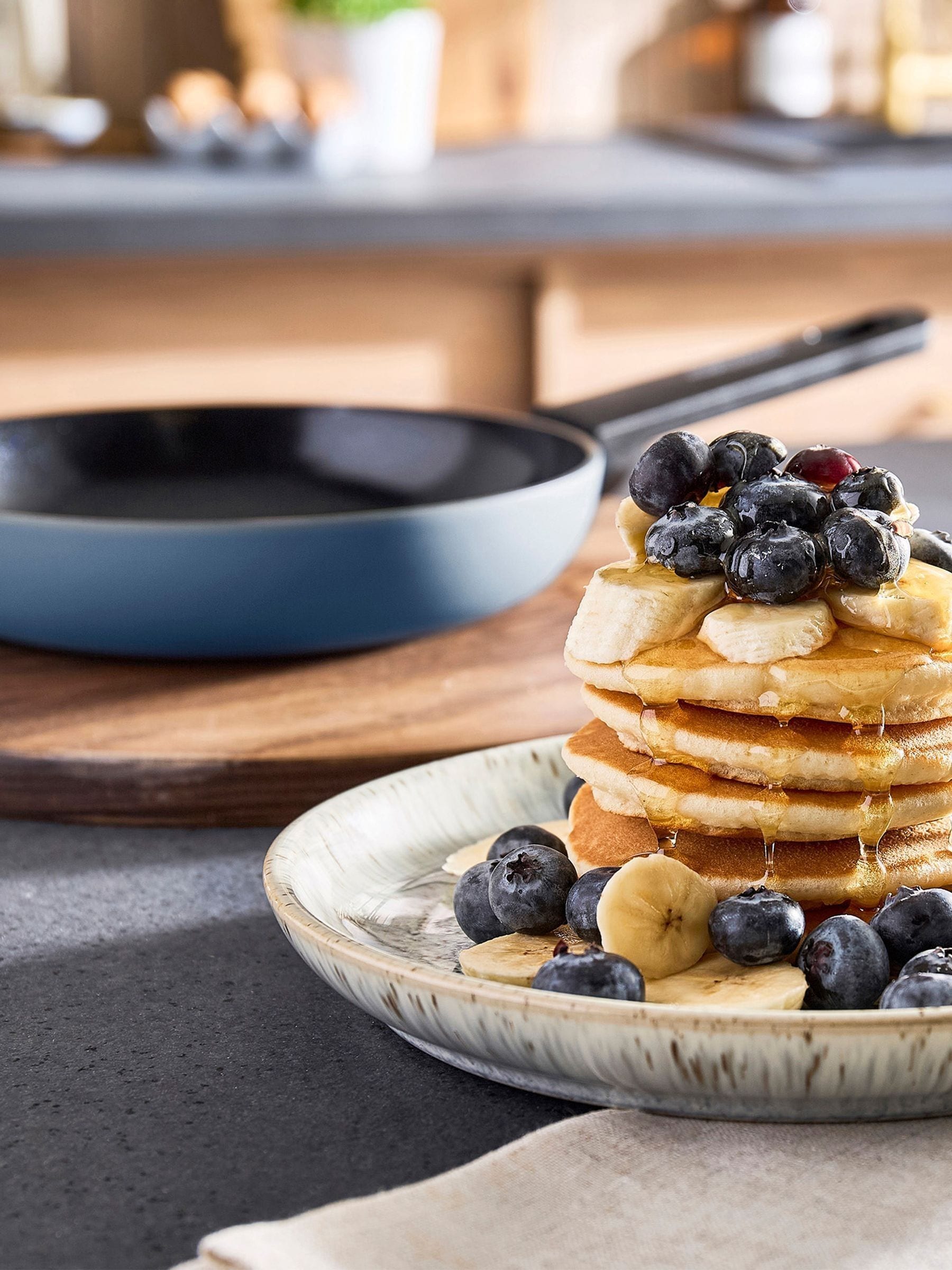 Morphy Richards Blue Aluminium Frying Pan Bundle