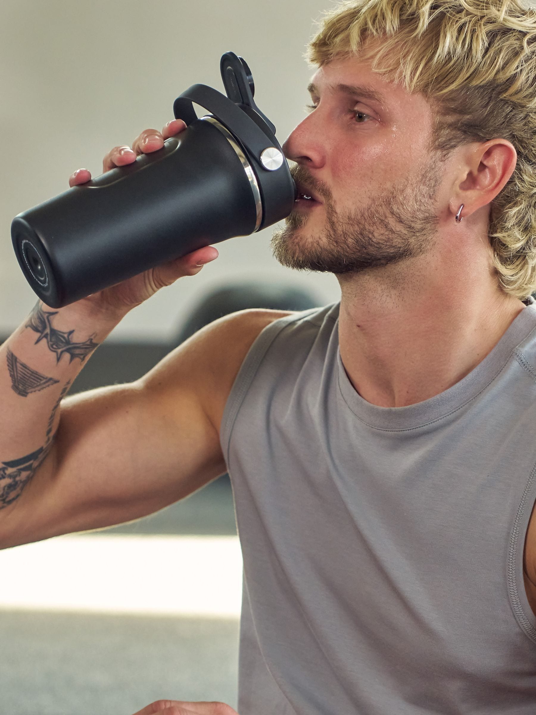 Hydro Flask Surf Insulated Shaker Bottle 24oz, British product