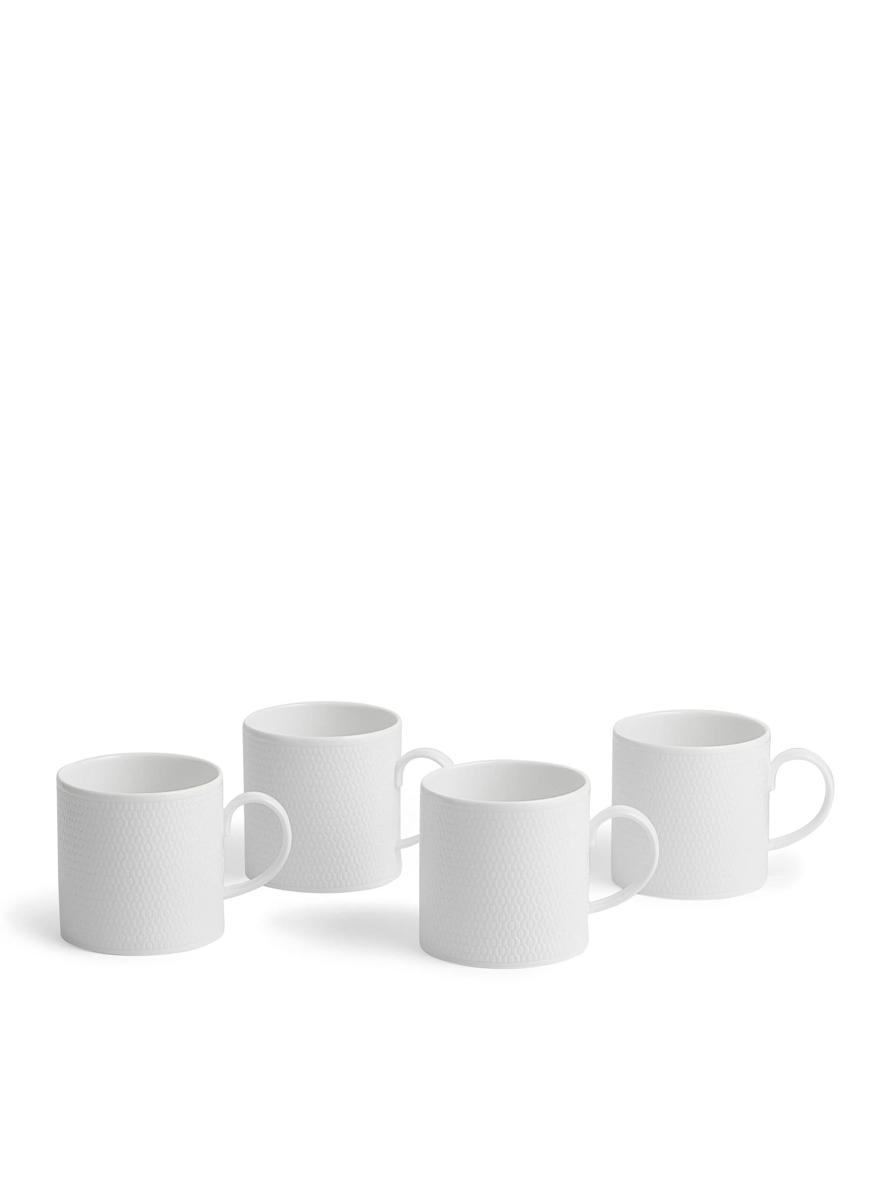 Wedgwood Gio dinnerware set 16 piece - British product