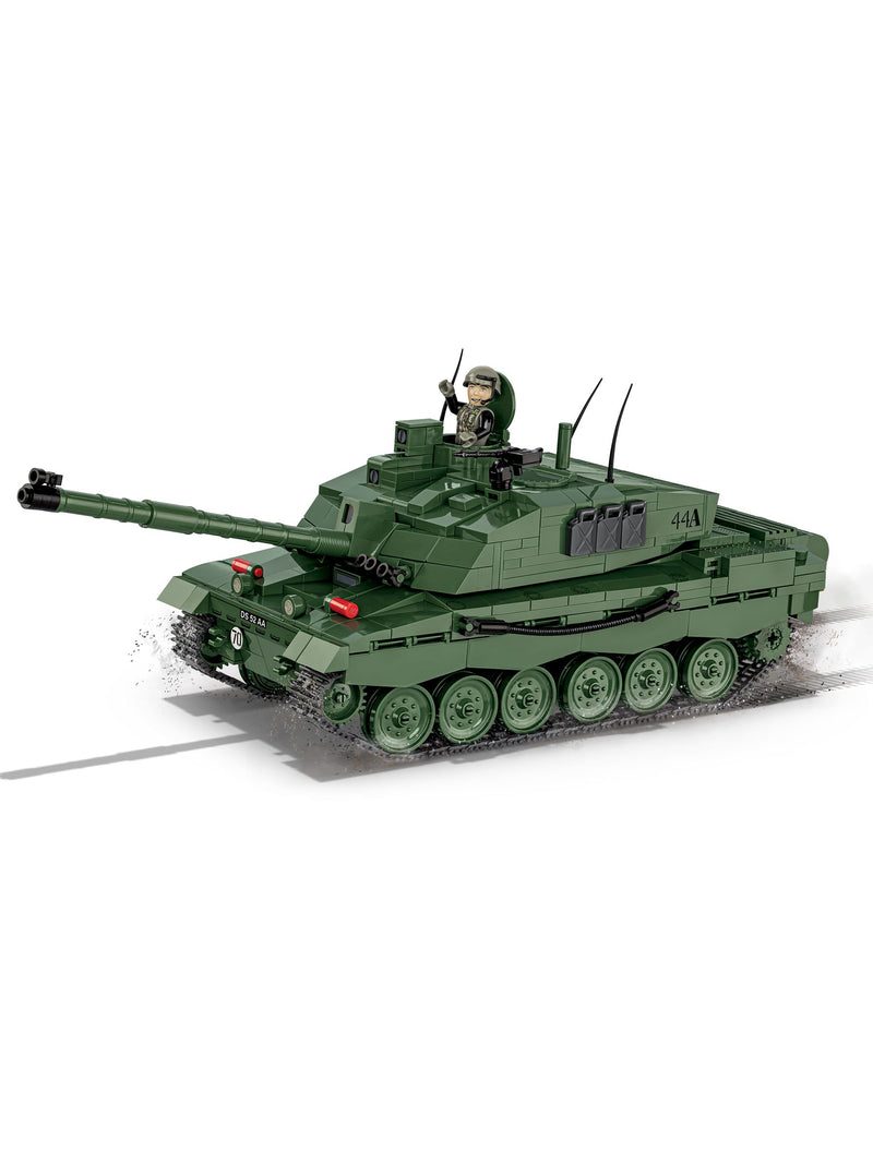 Cobi Challenger 2 tank model 1:35 scale - British product