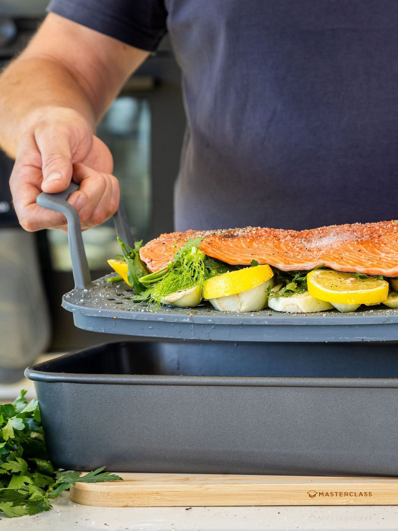 MasterClass grey roasting set with silicone rack and handles, imported from the UK