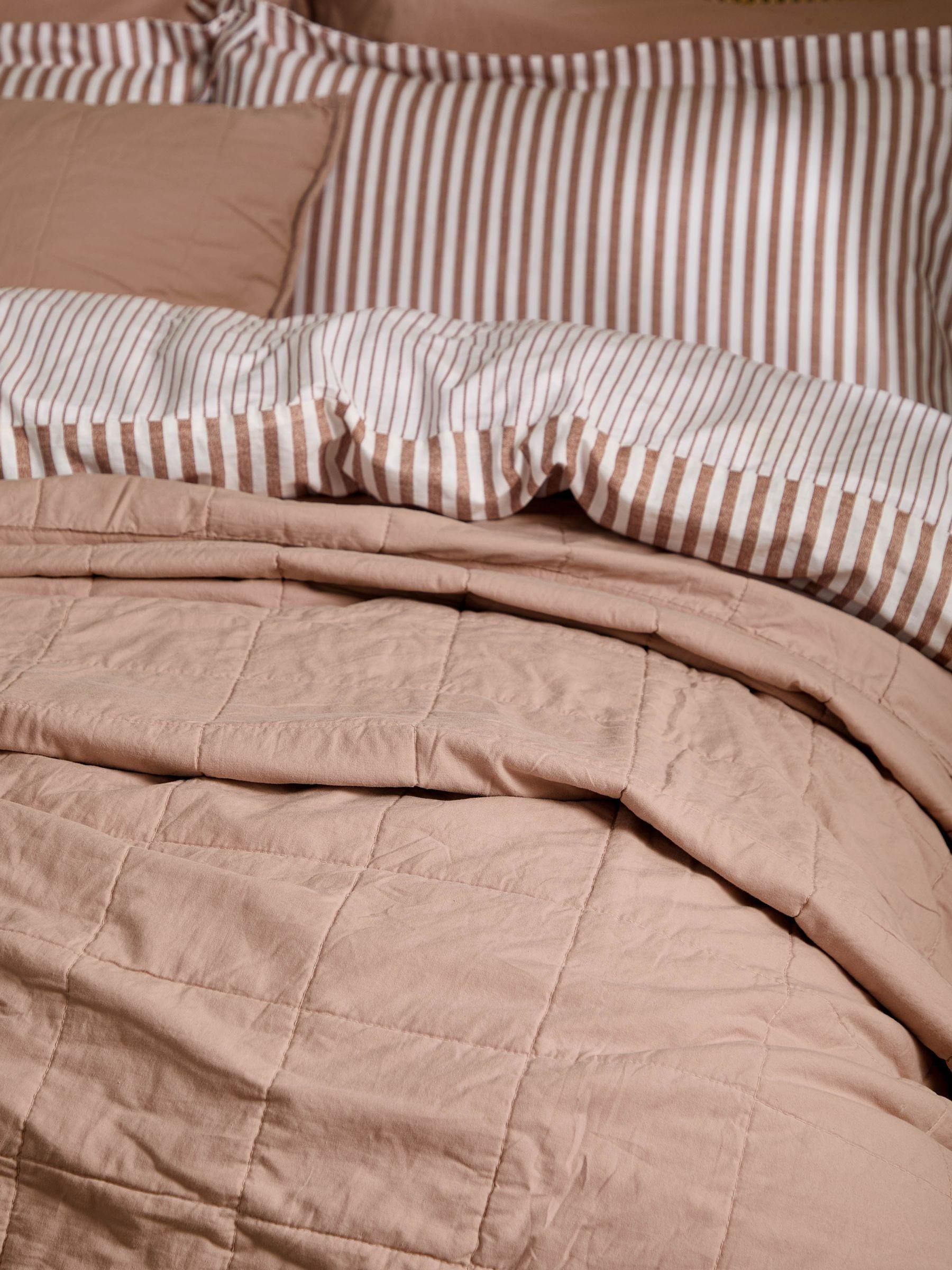 Yard Cotta Hebden stonewashed cotton bedspread, UK version