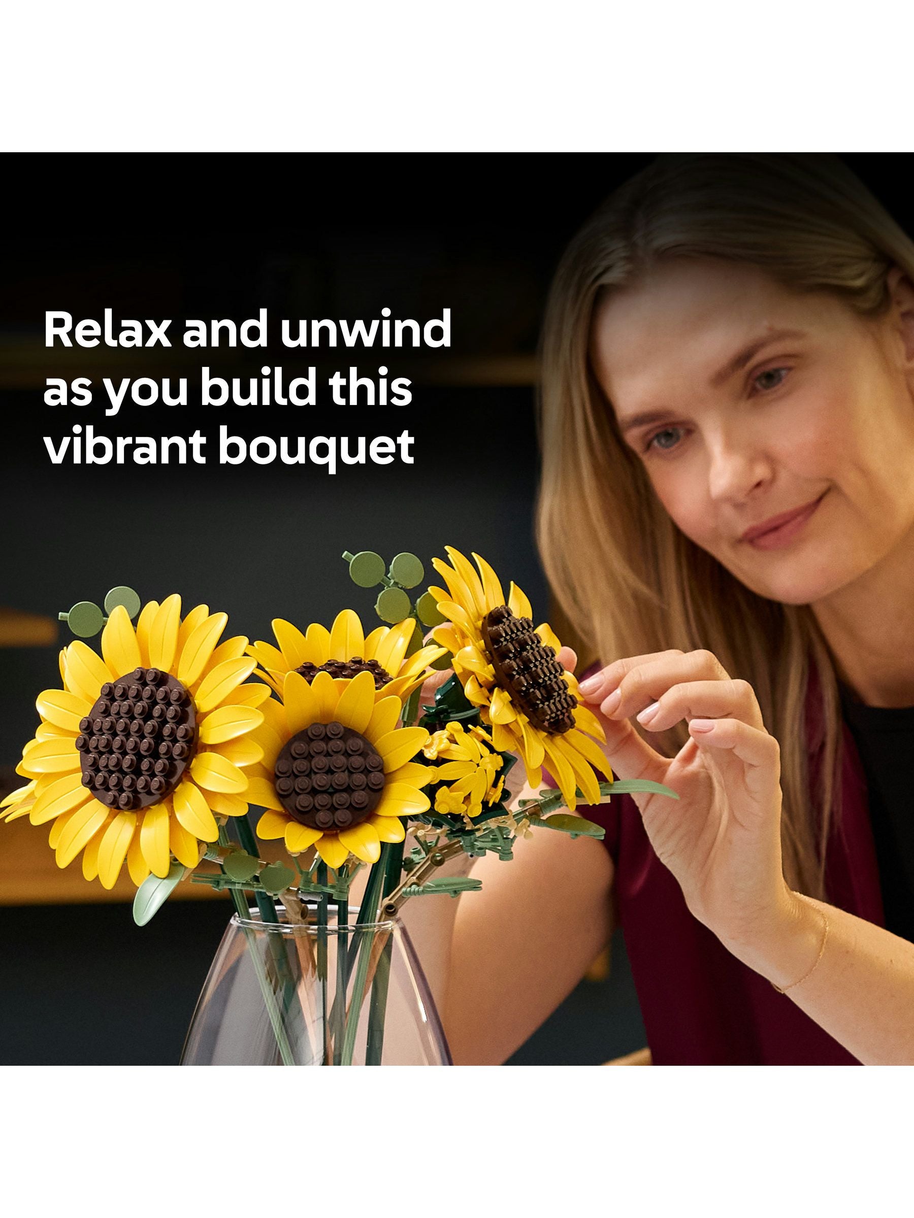 LEGO Botanicals Sunflower Bouquet building set with 6 sunflowers - British product