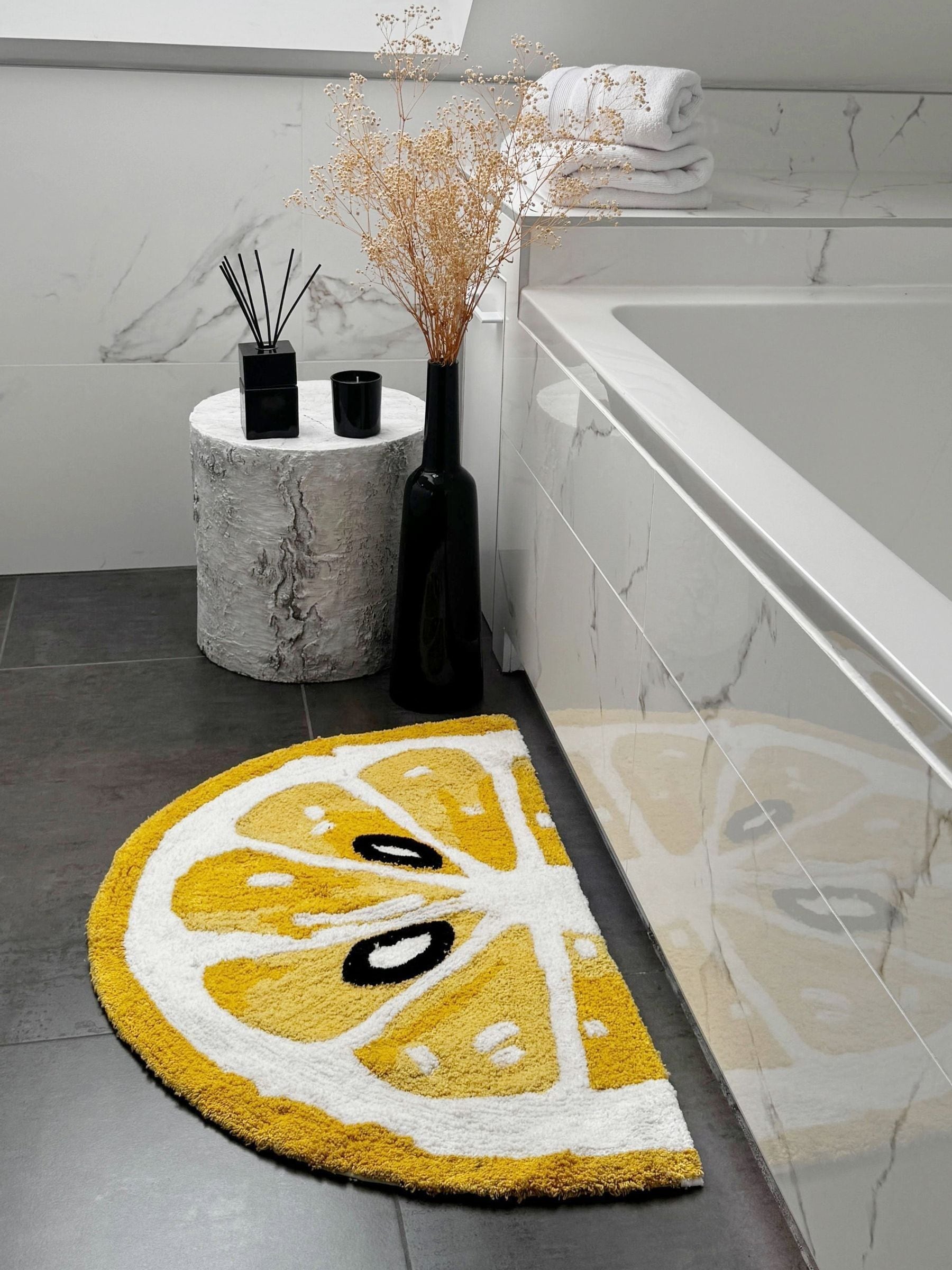 Mooky Mats Red Lemon Slice Semi Circle Bath Mat 50x80cm