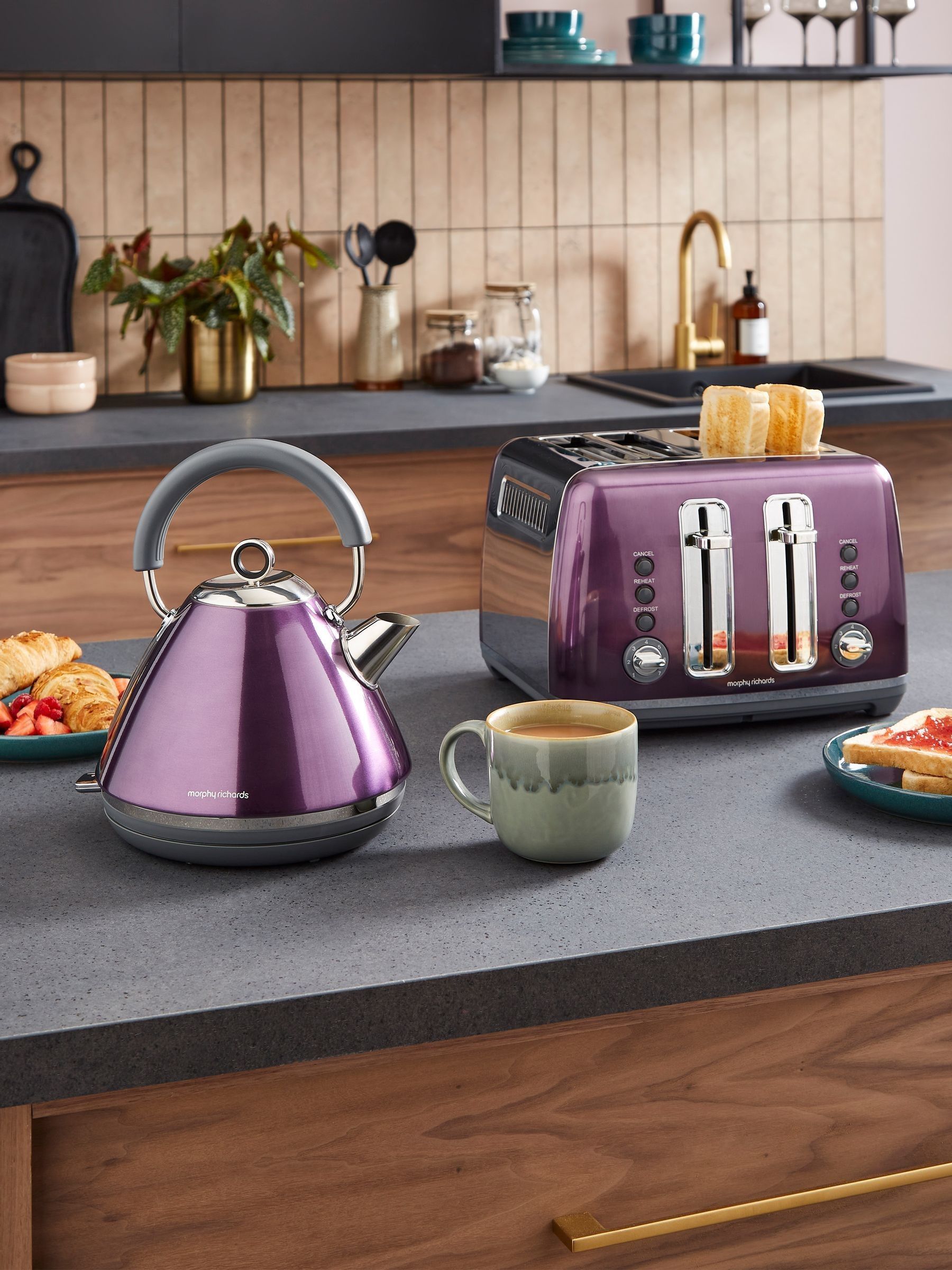 Morphy Richards Purple Accents 4 Slice Toaster, UK version