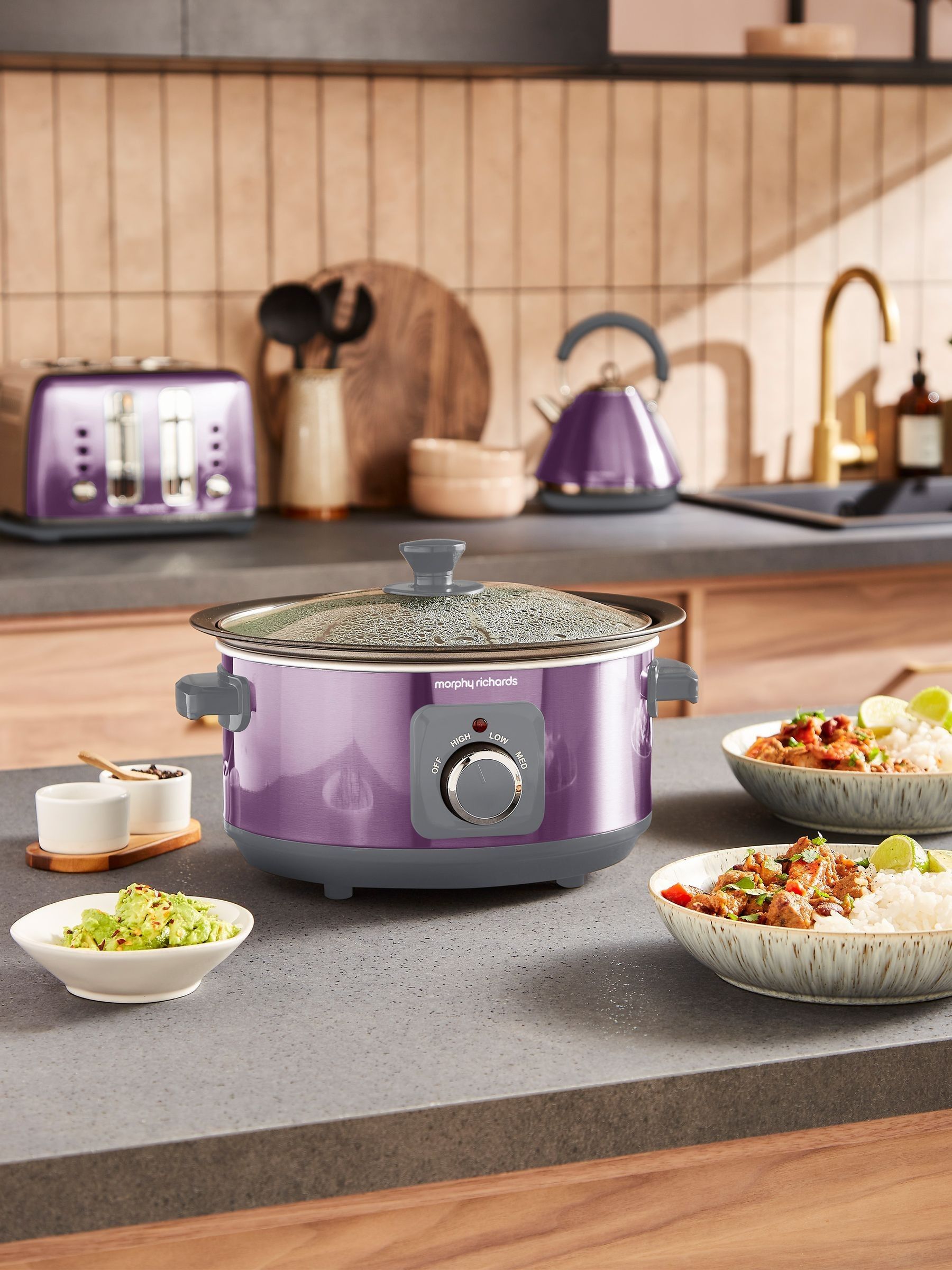 Morphy Richards Purple Accents Sear & Stew slow cooker 3.5L, UK version