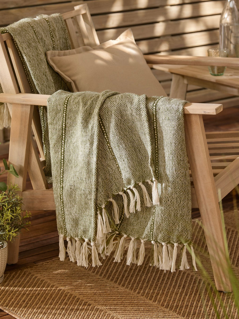 Yard Moss Hedon Tasselled Outdoor Throw