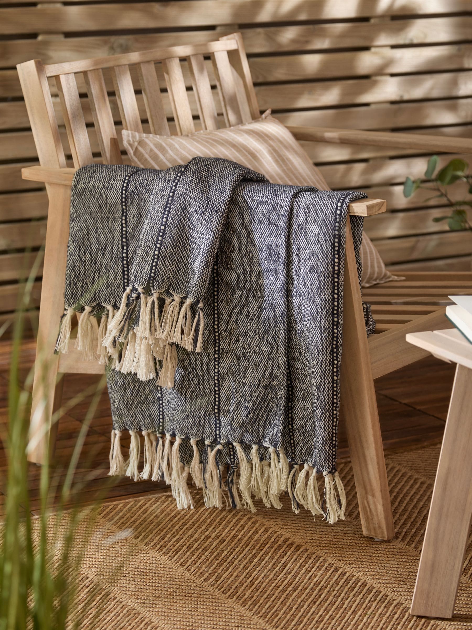 Yard Navy Hedon Tasselled Outdoor Throw
