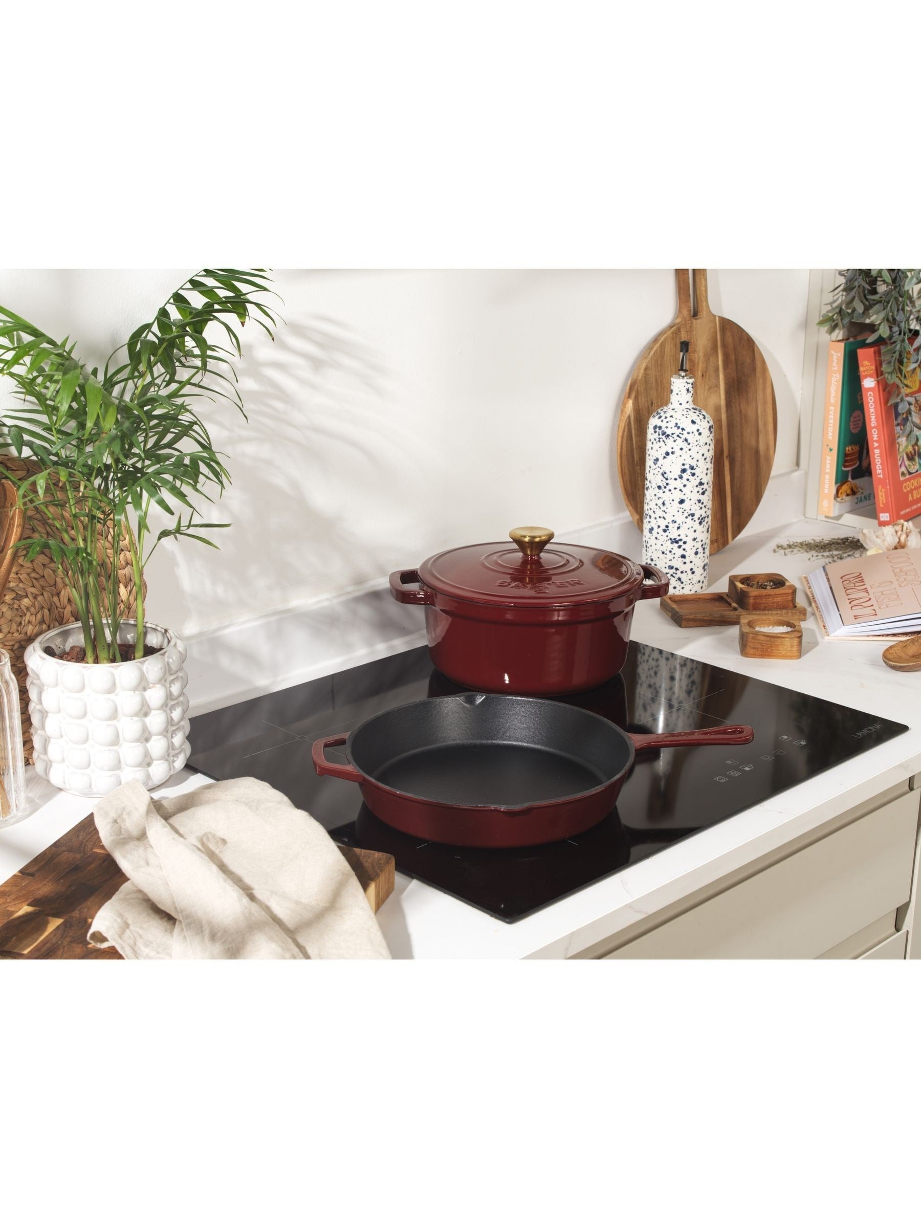 Salter red cast iron frying pan 26cm, imported from the UK
