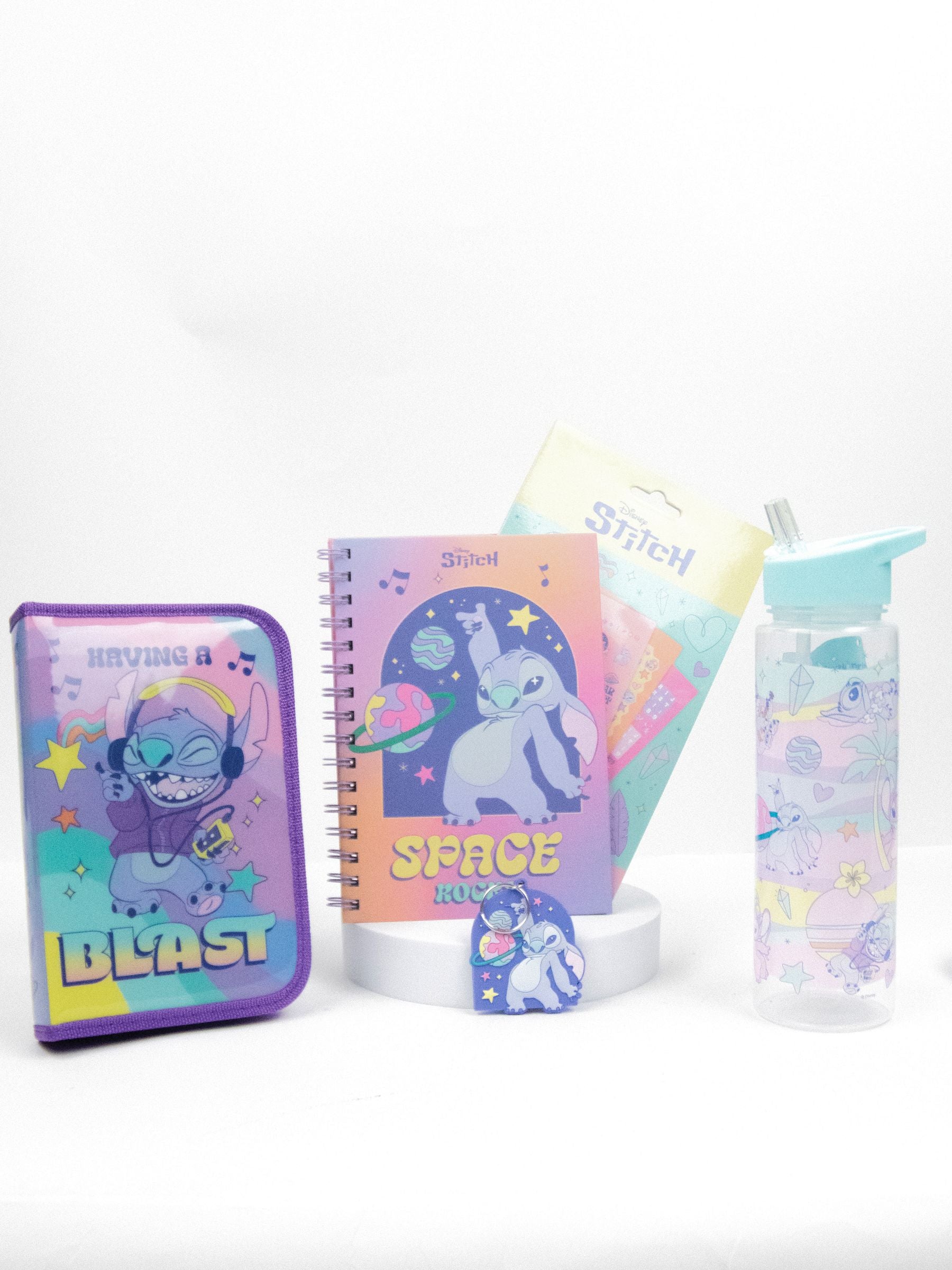 Pyramid International Lilo and Stitch gift set with water bottle, UK version