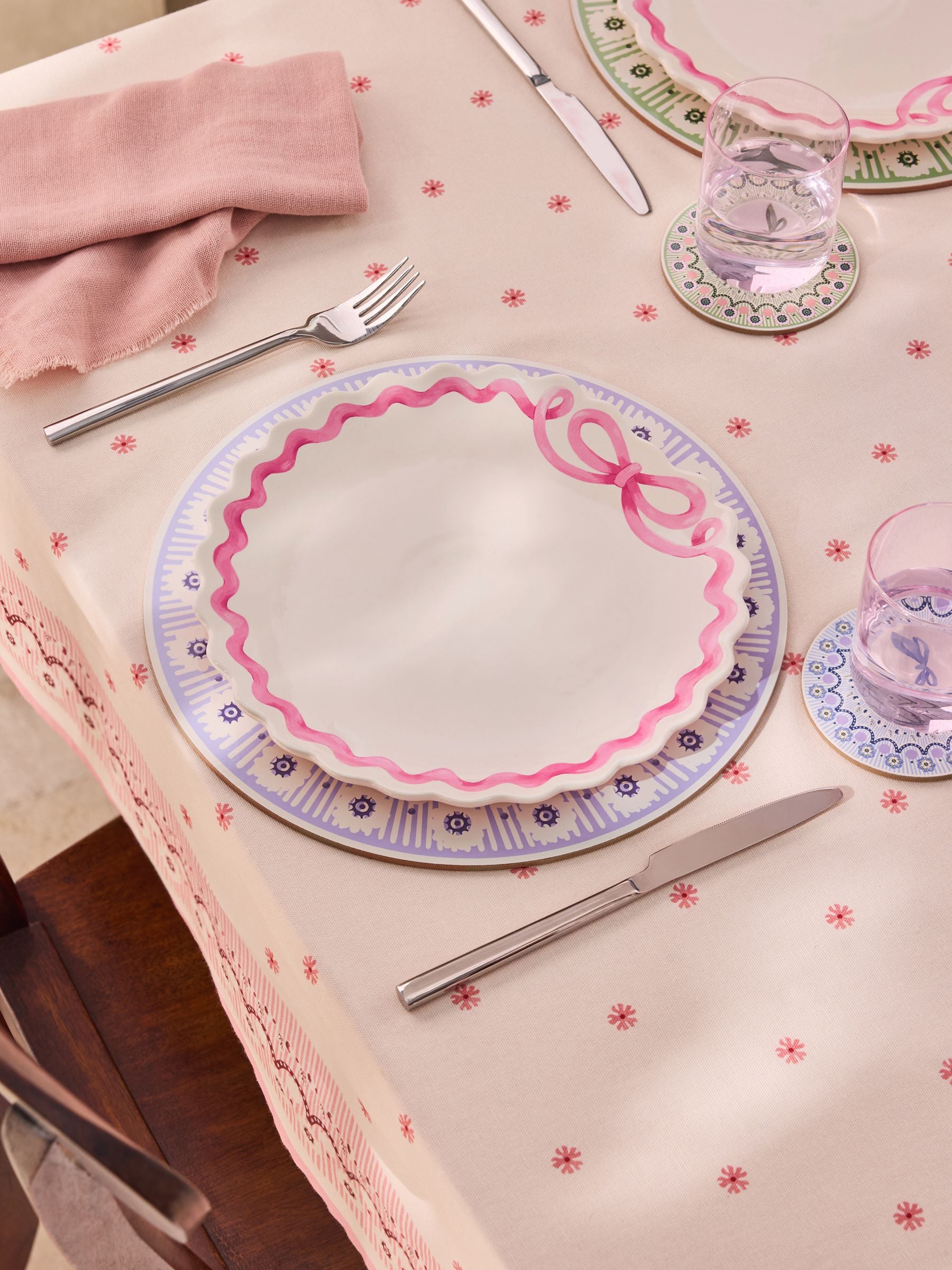 Cath Kidston Pink Spitalfields Silk dinner plates set of 4, UK version