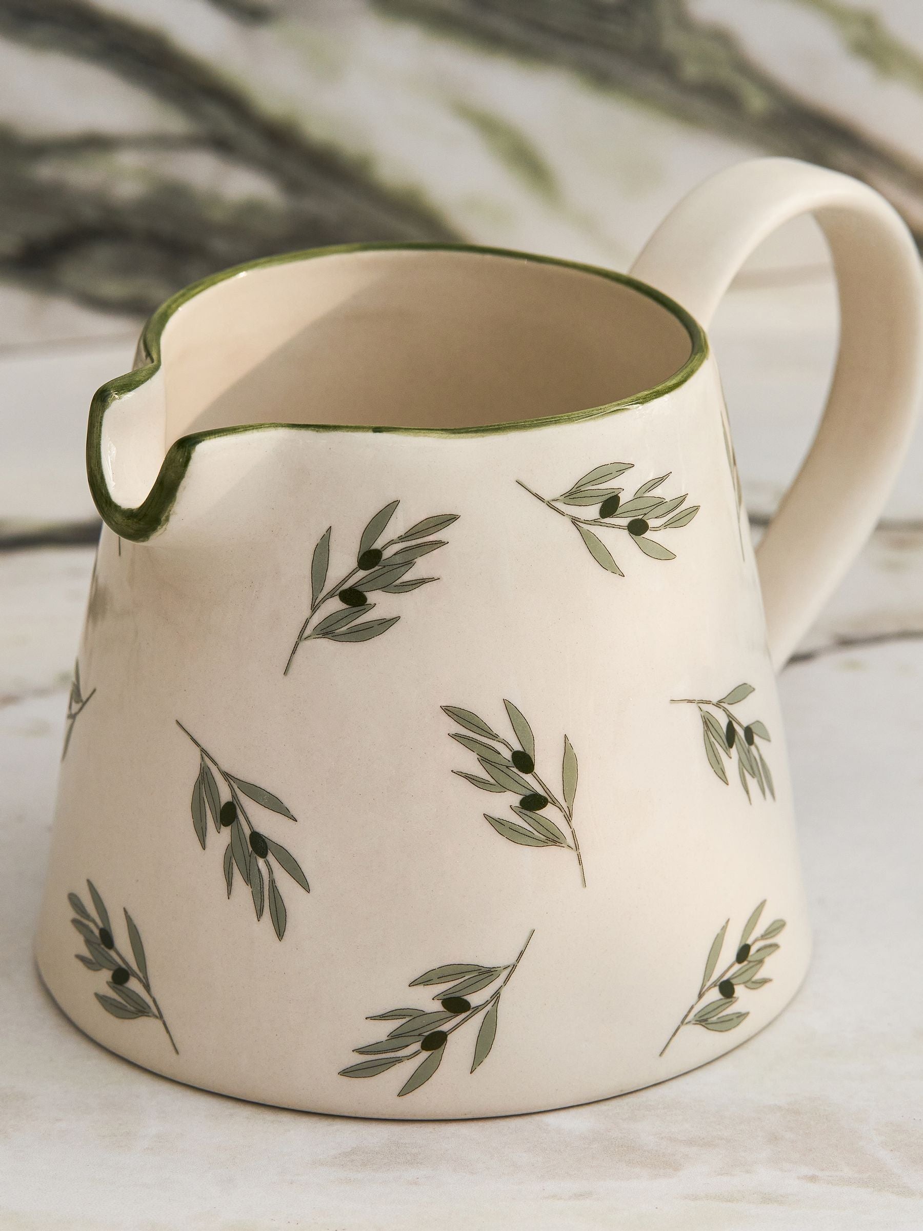 Sophie Allport stoneware jug Olive design 500ml, UK version