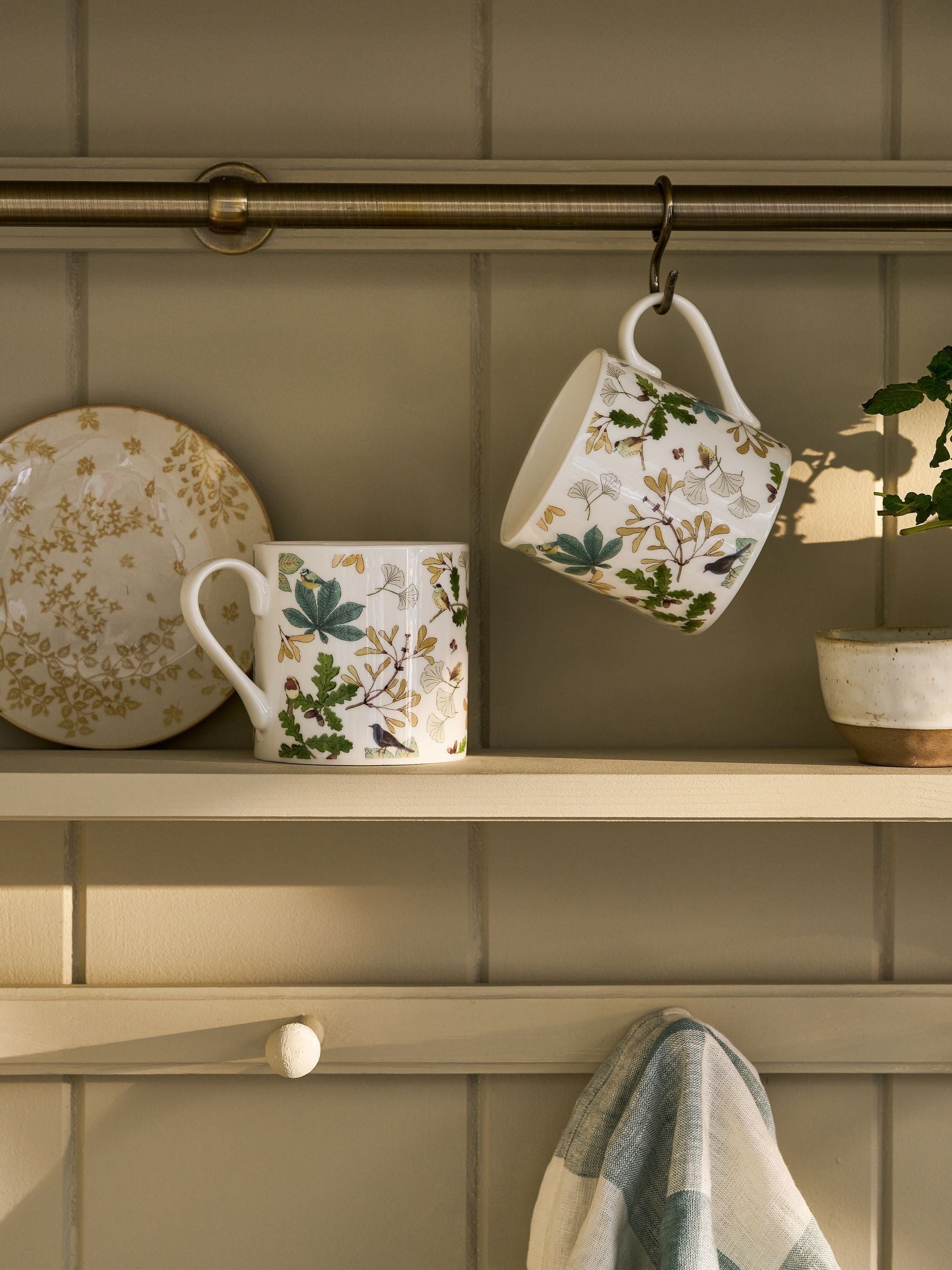Sophie Allport Orchard Birds white mug fine bone china, imported from the UK