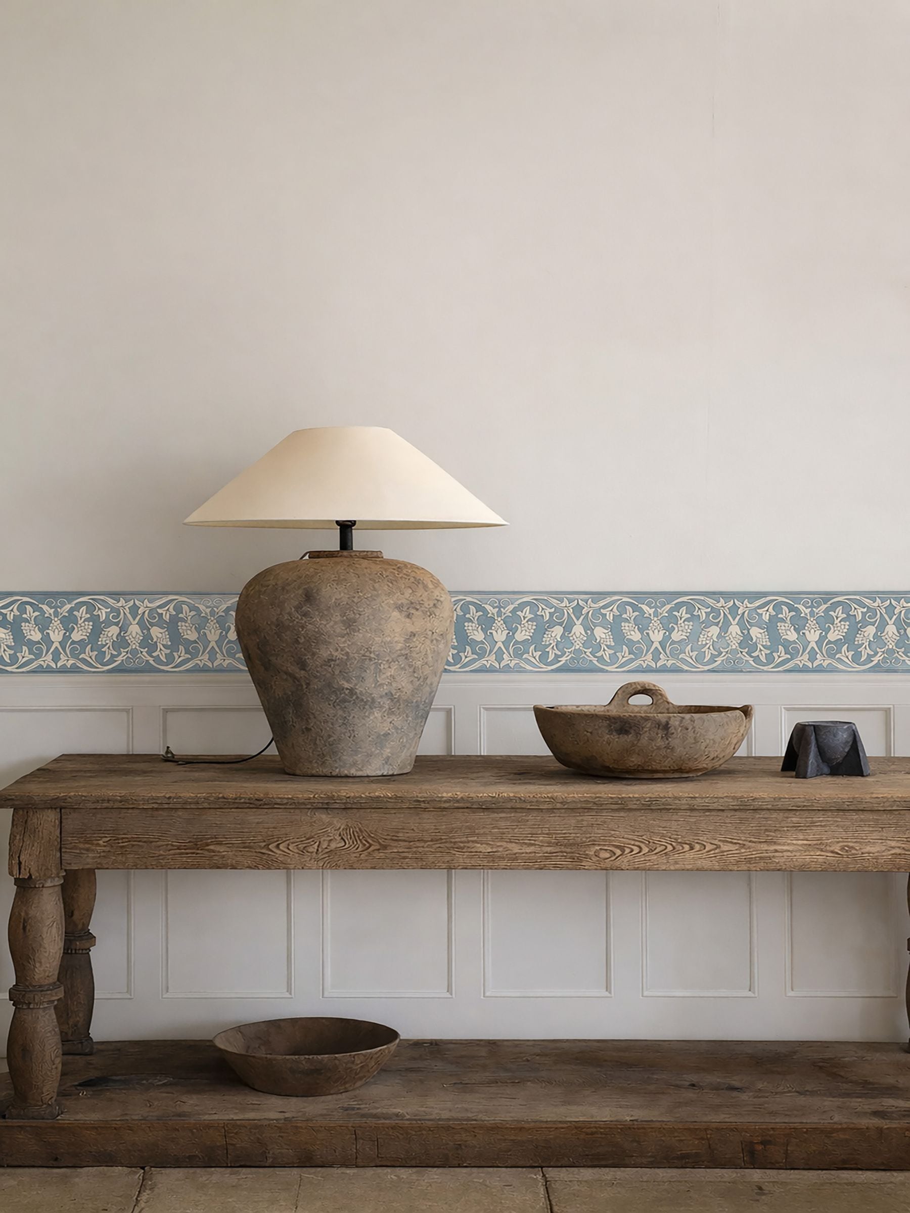 Morris & Co Sussex Rush St Johns Border Unfinished Works 10M Wallpaper