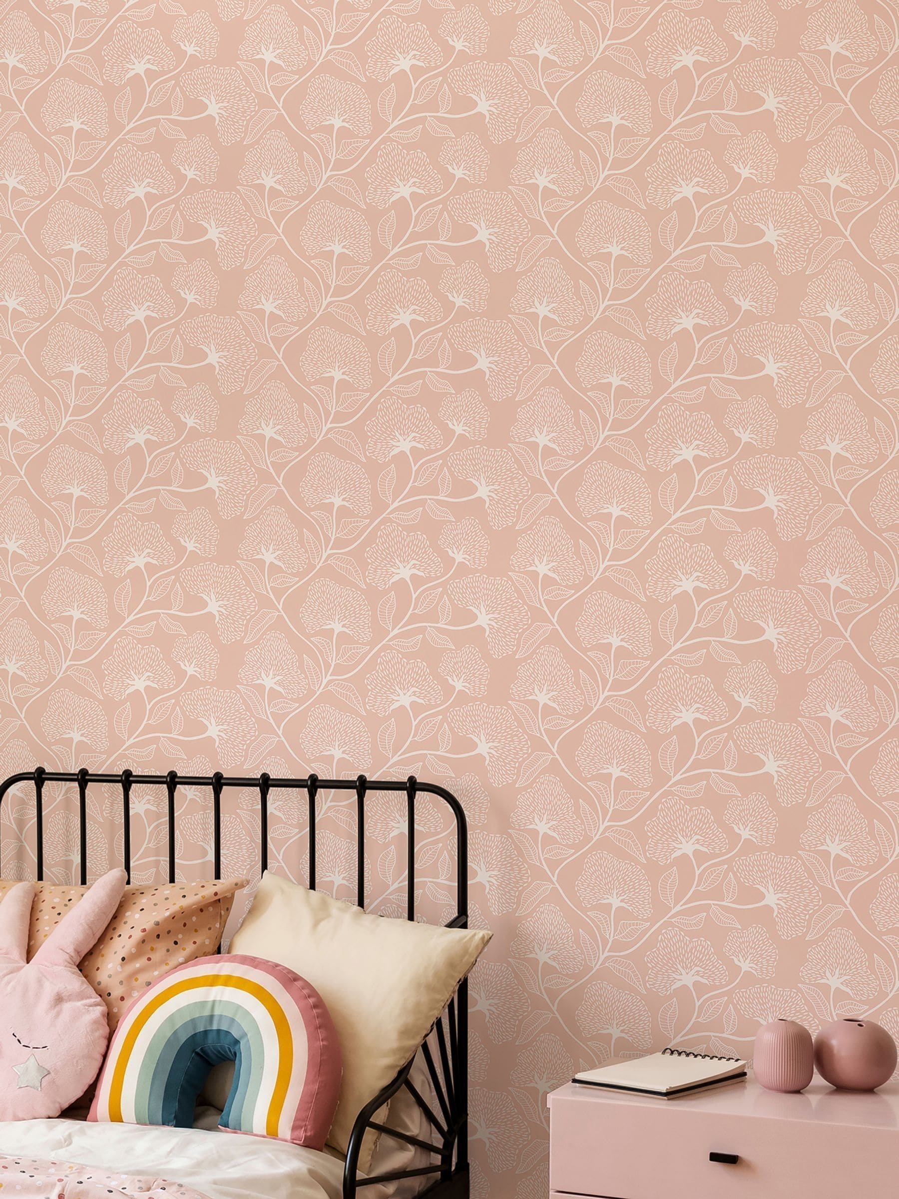Hoopla Walls Rose Blush wallpaper 10M, imported from the UK