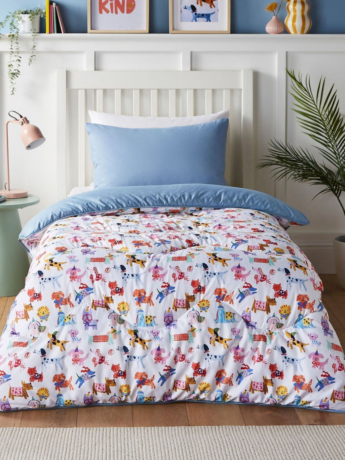 Night Lark Happy Dogs duvet 10.5 tog (British brand)