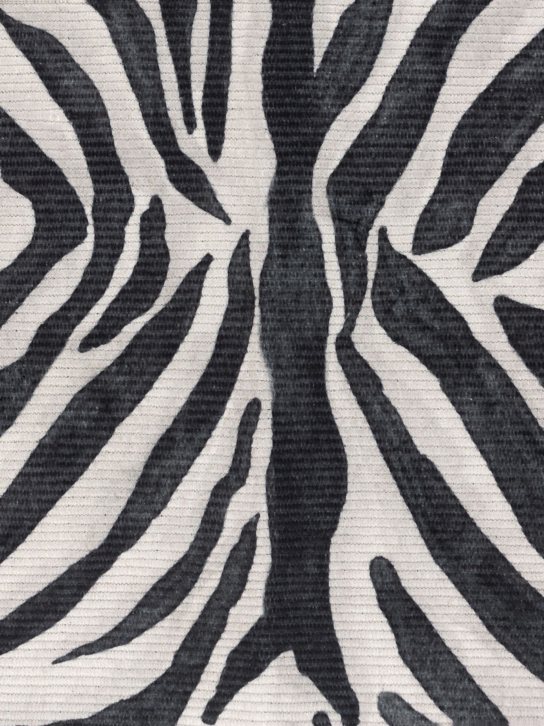 Paoletti zebra printed indoor outdoor rug 120x170cm, UK version