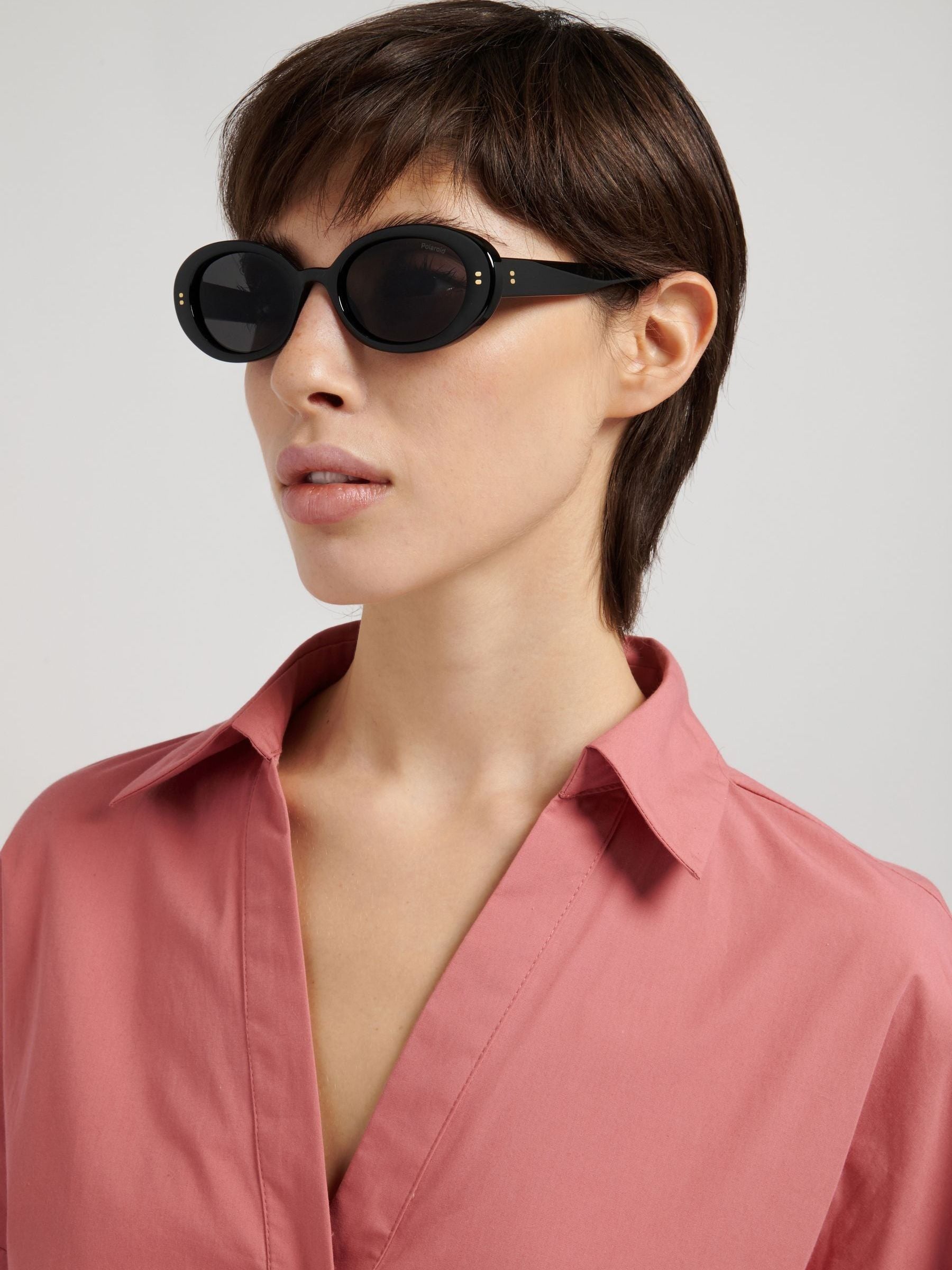 Polaroid sunglasses black oval - British product