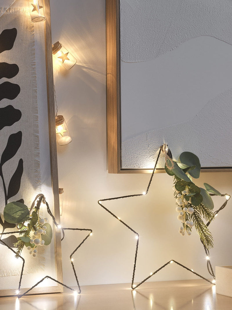 Lights4fun micro LED star lights with winter foliage, British brand