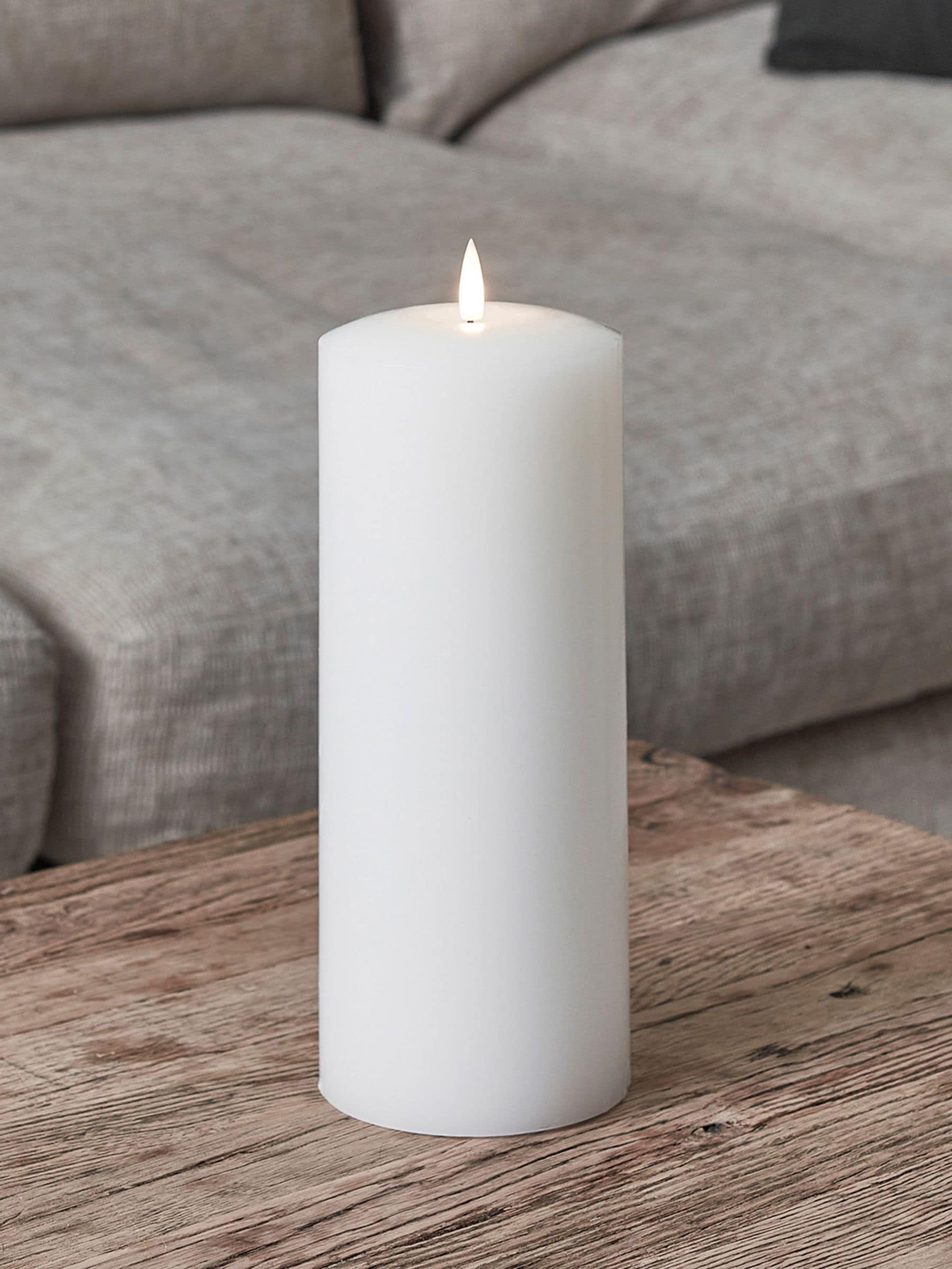 Lights4fun TruGlow Chapel pillar candle 25cm, imported from the UK