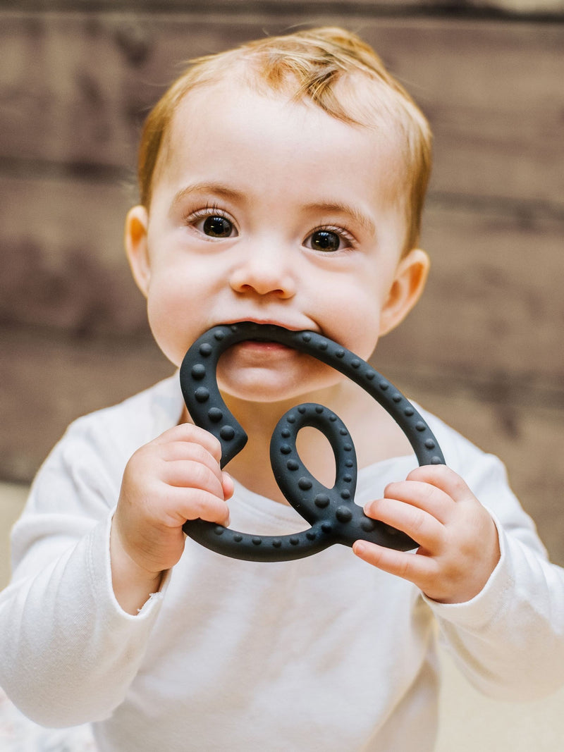 Etta Loves Black Sensory Rubber Teether Size ONE, UK version