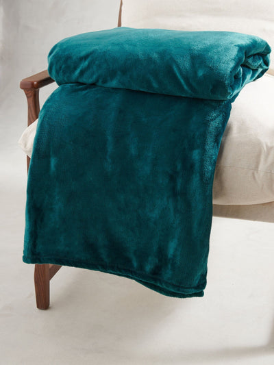 Next U.S. Polo Assn Teal Green Premium Plush Fleece Throw Blanket 200x220cm- Buy online at McGrocer