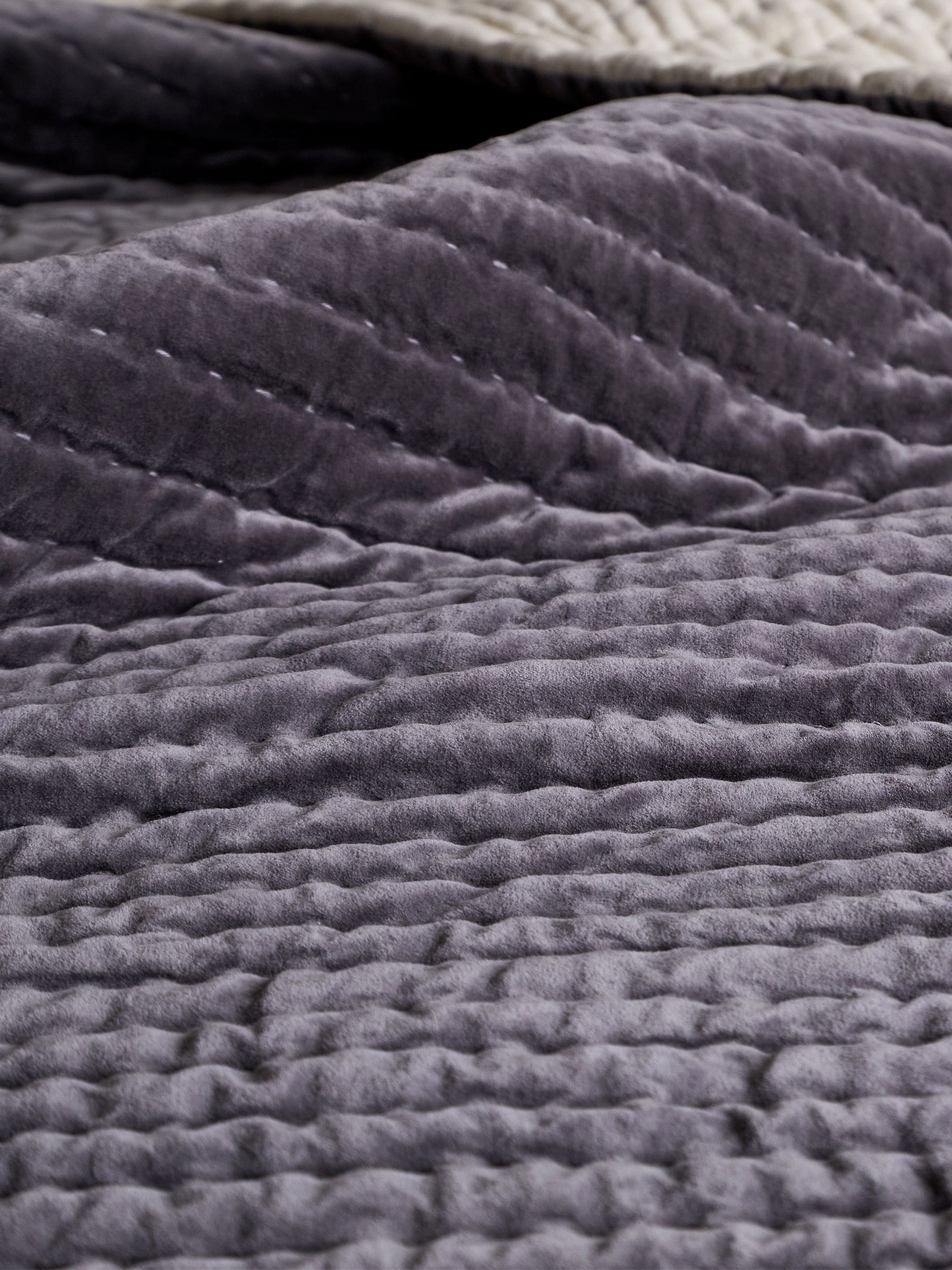 Nkuku Rust Nidra medium velvet linen bed quilt, UK version