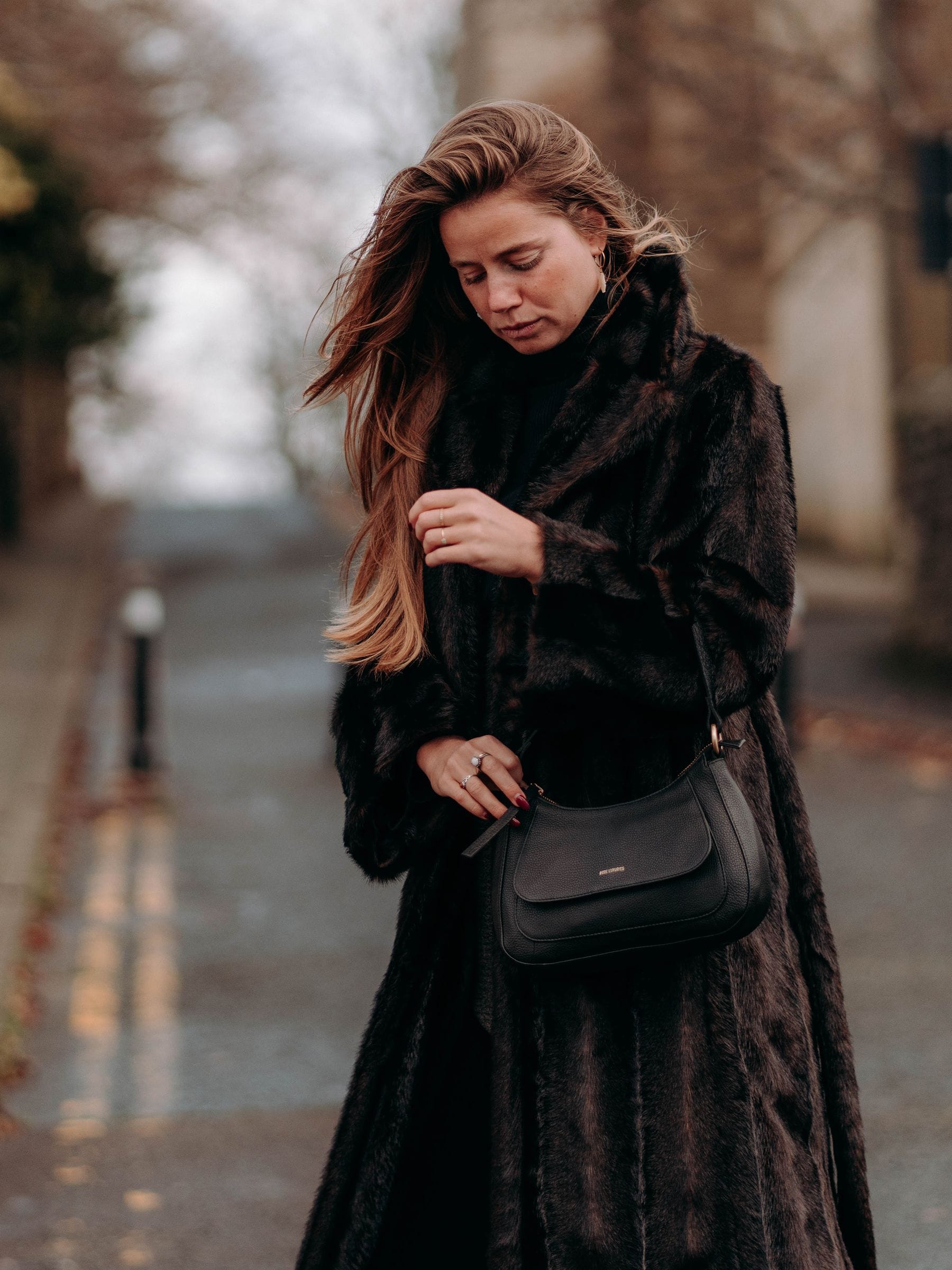 Pure Luxuries London Black Calista leather grab bag, imported from the UK
