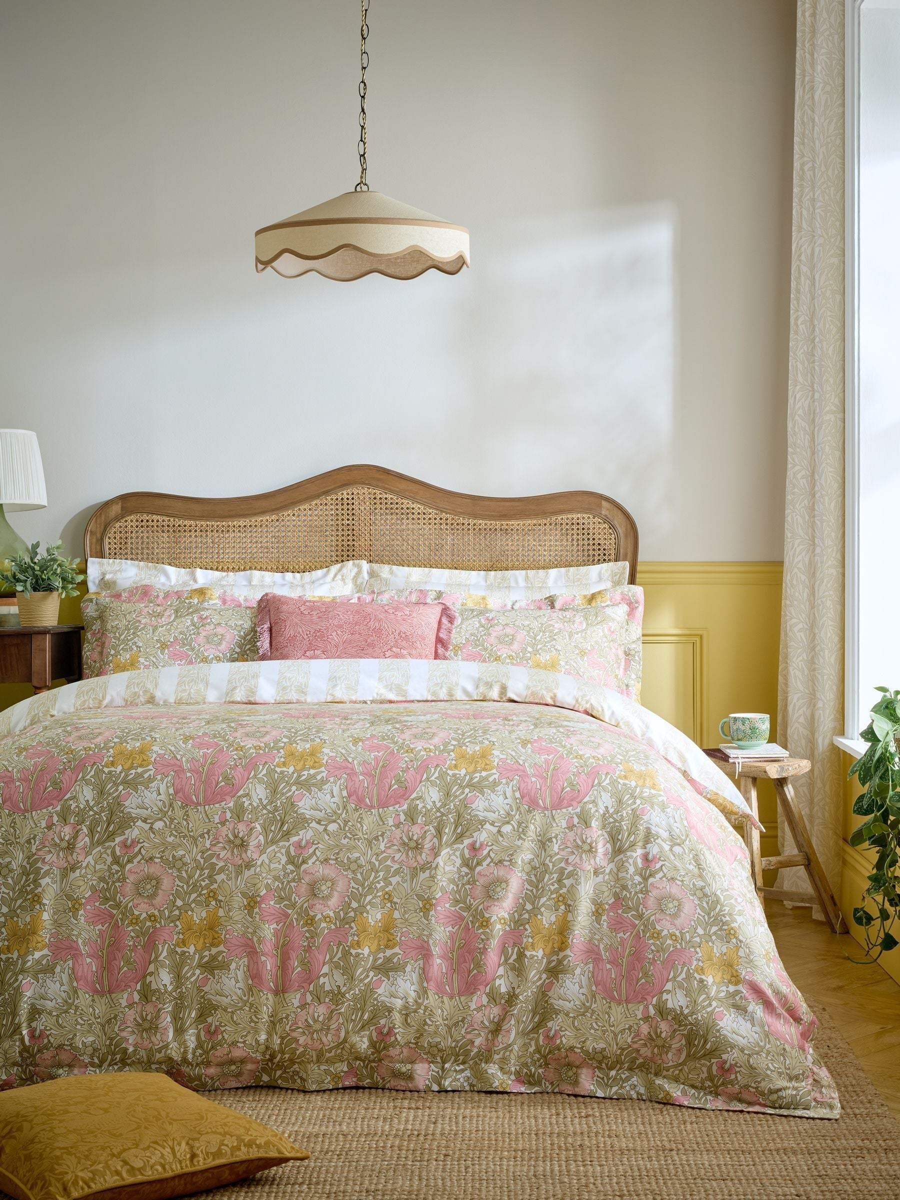 William Morris Summer Yellow Compton pillowcases set of 2 (British brand)