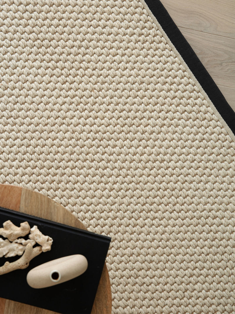 Asiatic Rugs Korra charcoal cream double loop rug (British brand)