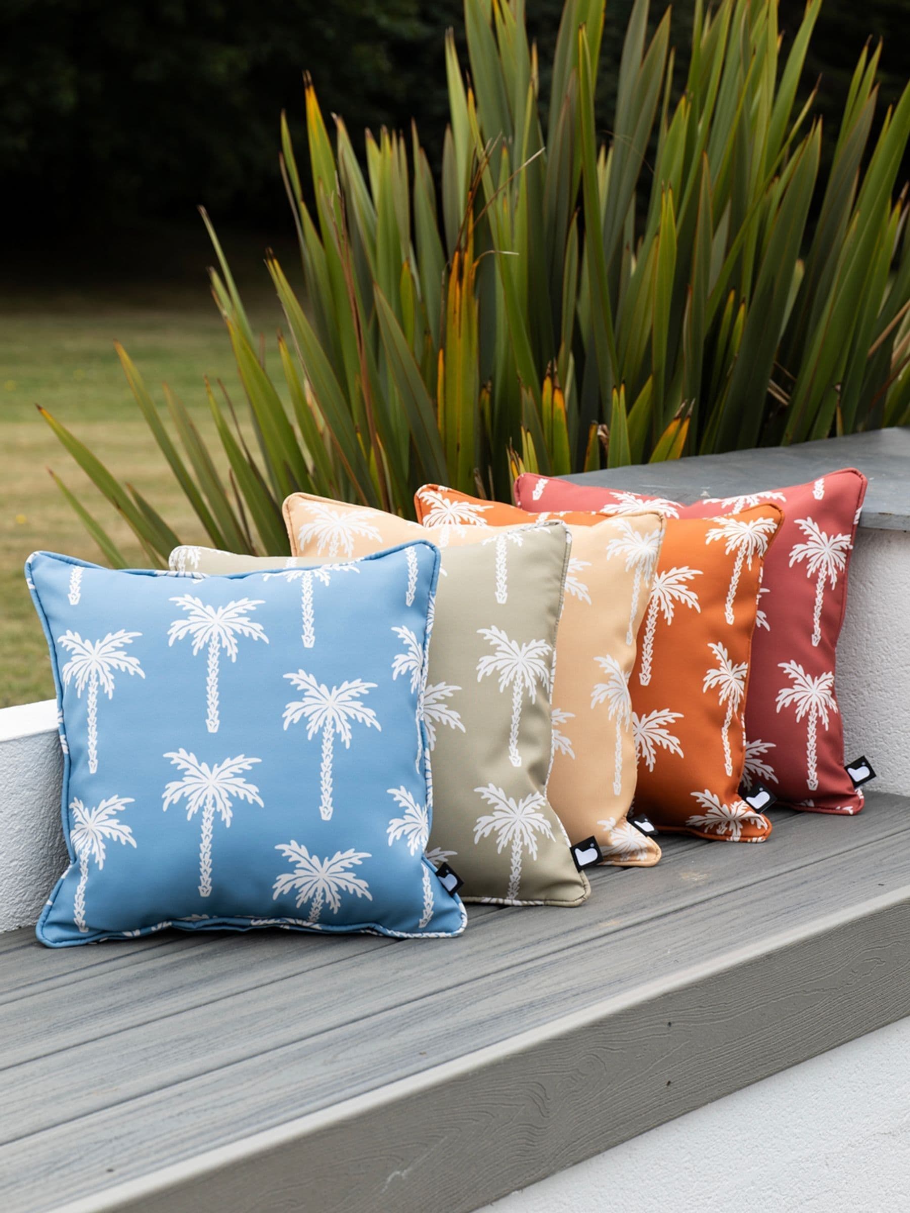 Extreme Lounging outdoor cushions 2 pack pistache green 43x43 - British product