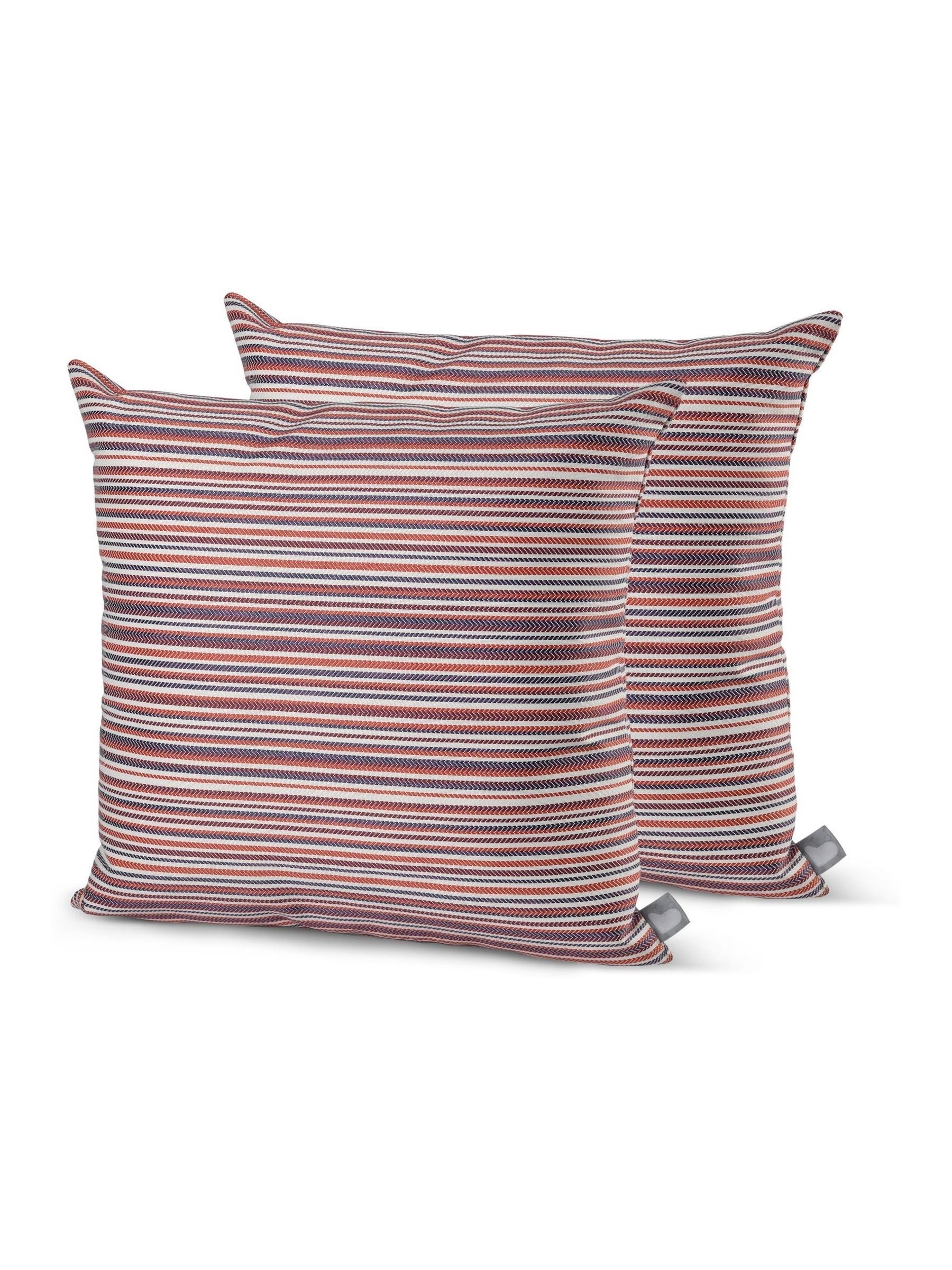 Extreme Lounging red outdoor cushion 2 pack 50x50cm - British product