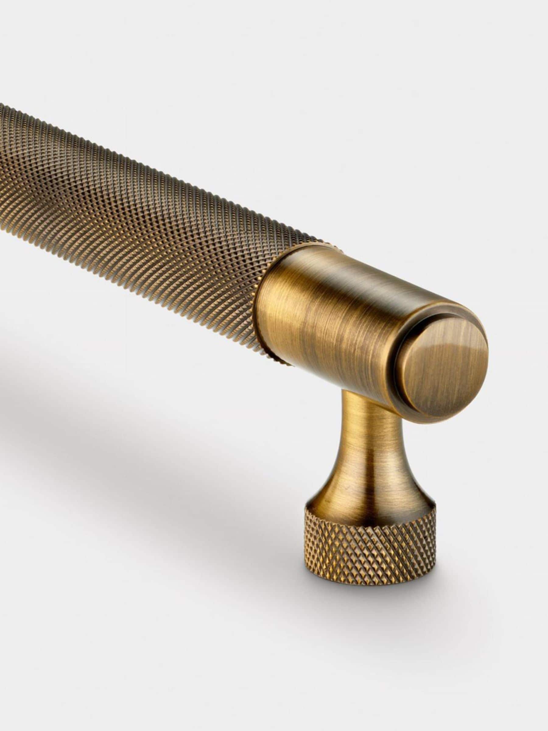 Pushka Home antique knurled cabinet handle 320mm, UK version